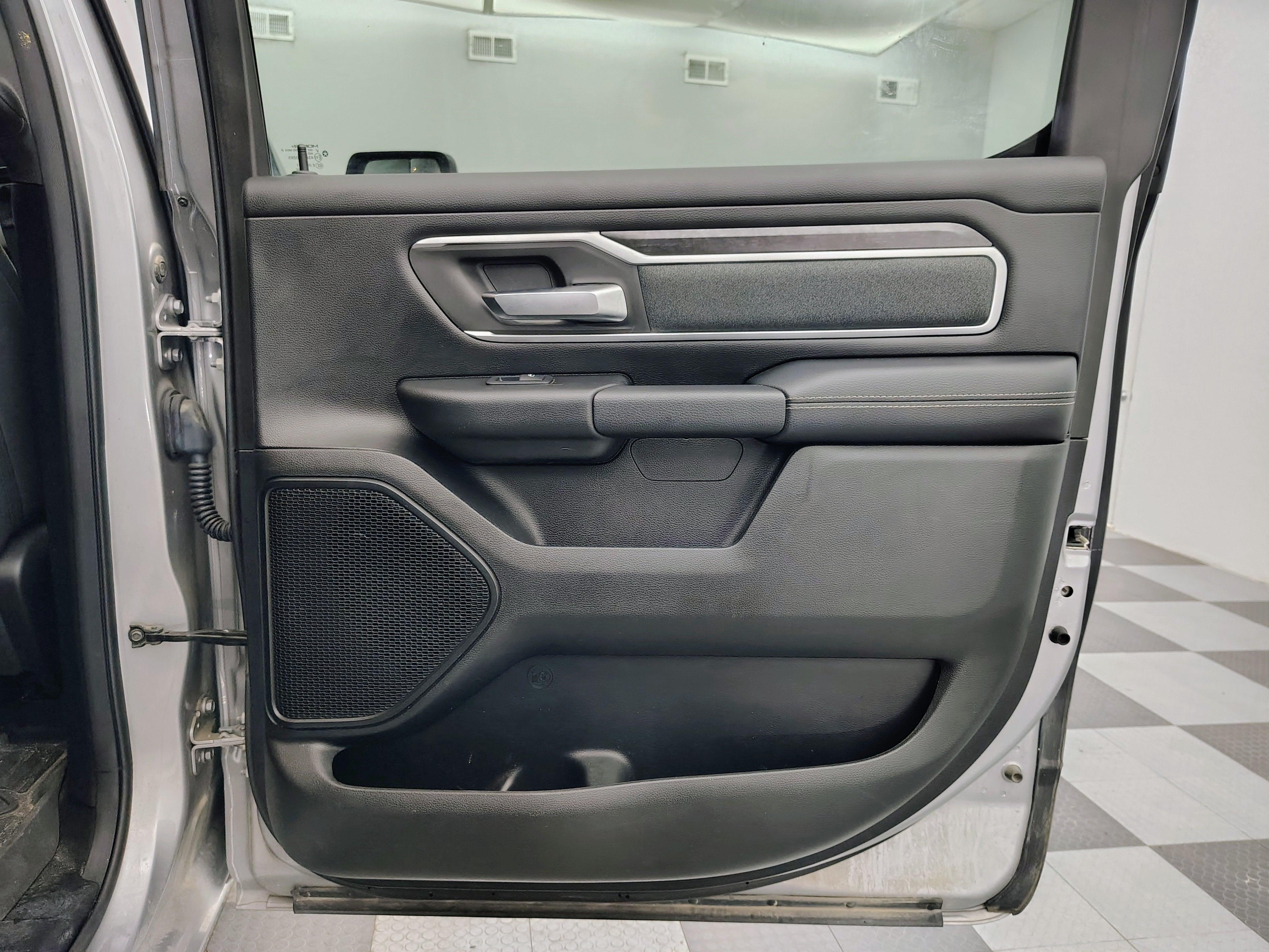 2020 RAM 1500 Big Horn Crew Cab 4x4 5'7' Box