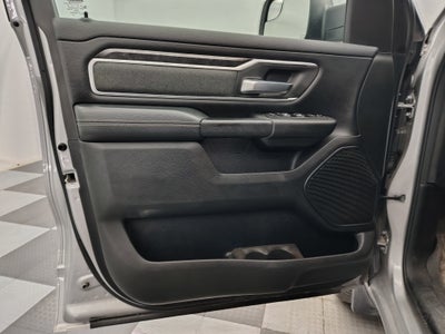2020 RAM 1500 Big Horn Crew Cab 4x4 5'7' Box