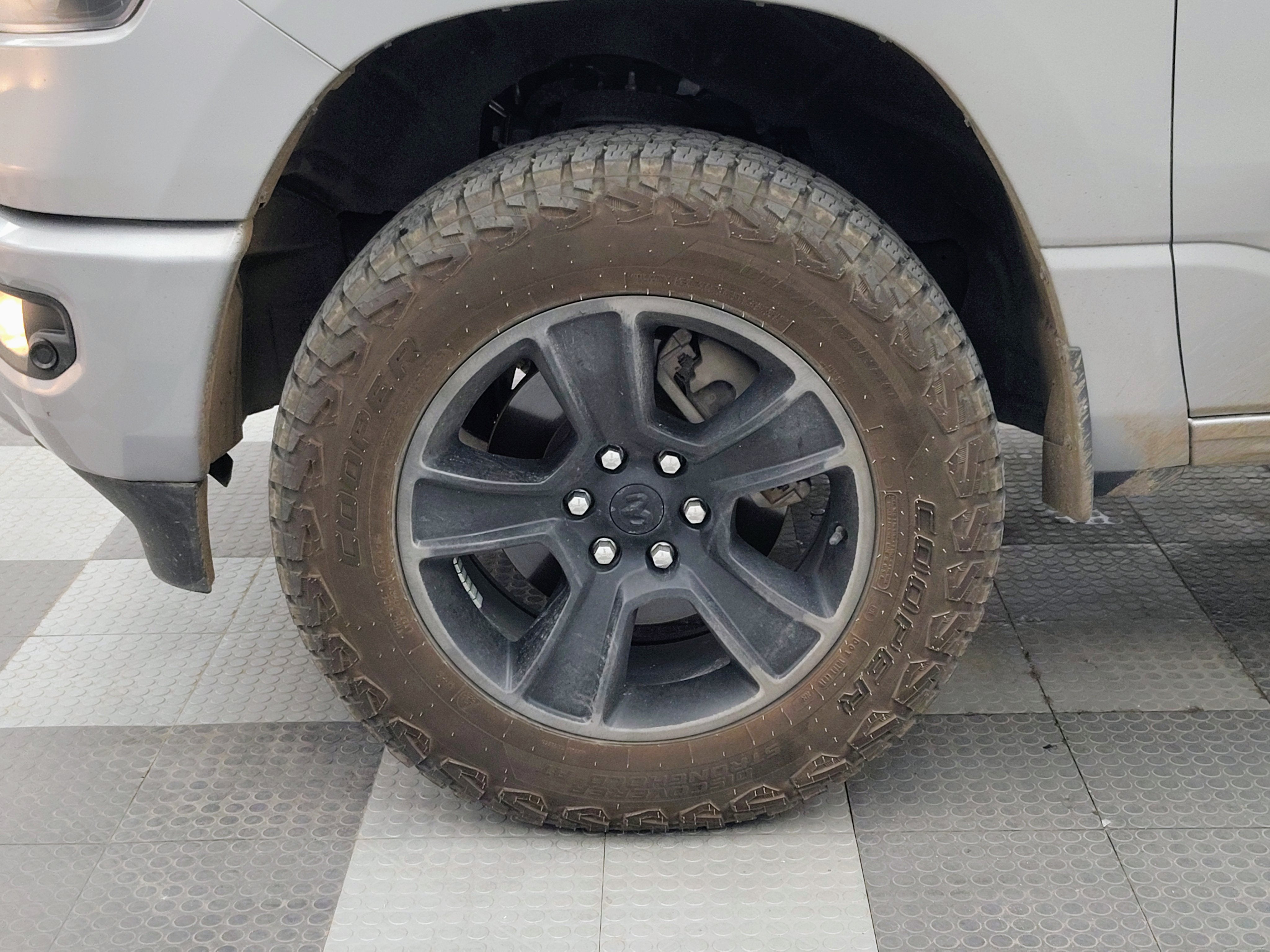 2021 RAM 1500 Big Horn Crew Cab 4x4 5'7' Box