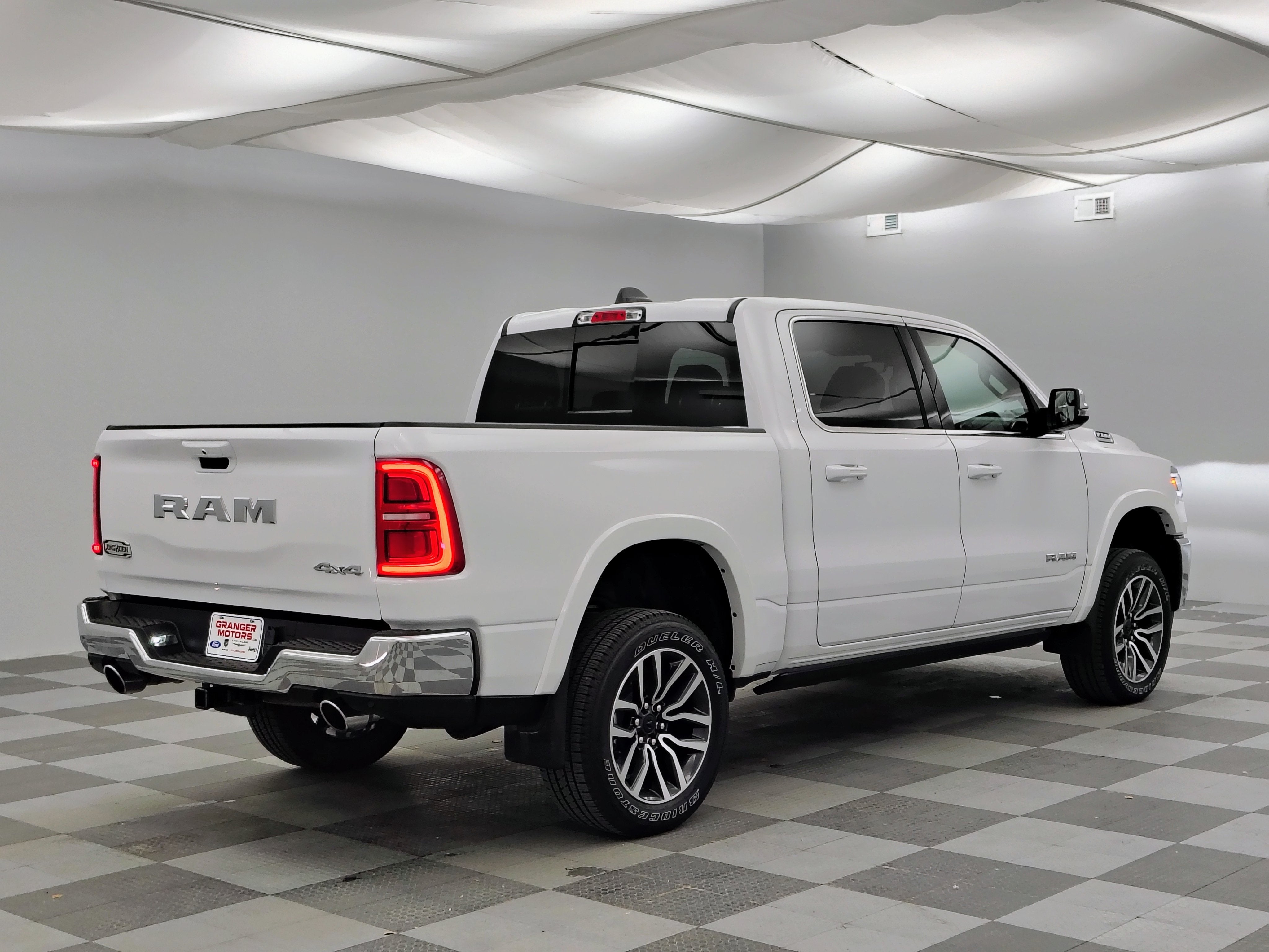 2026 RAM 1500 Limited Longhorn Crew Cab 4x4 5'7' Box