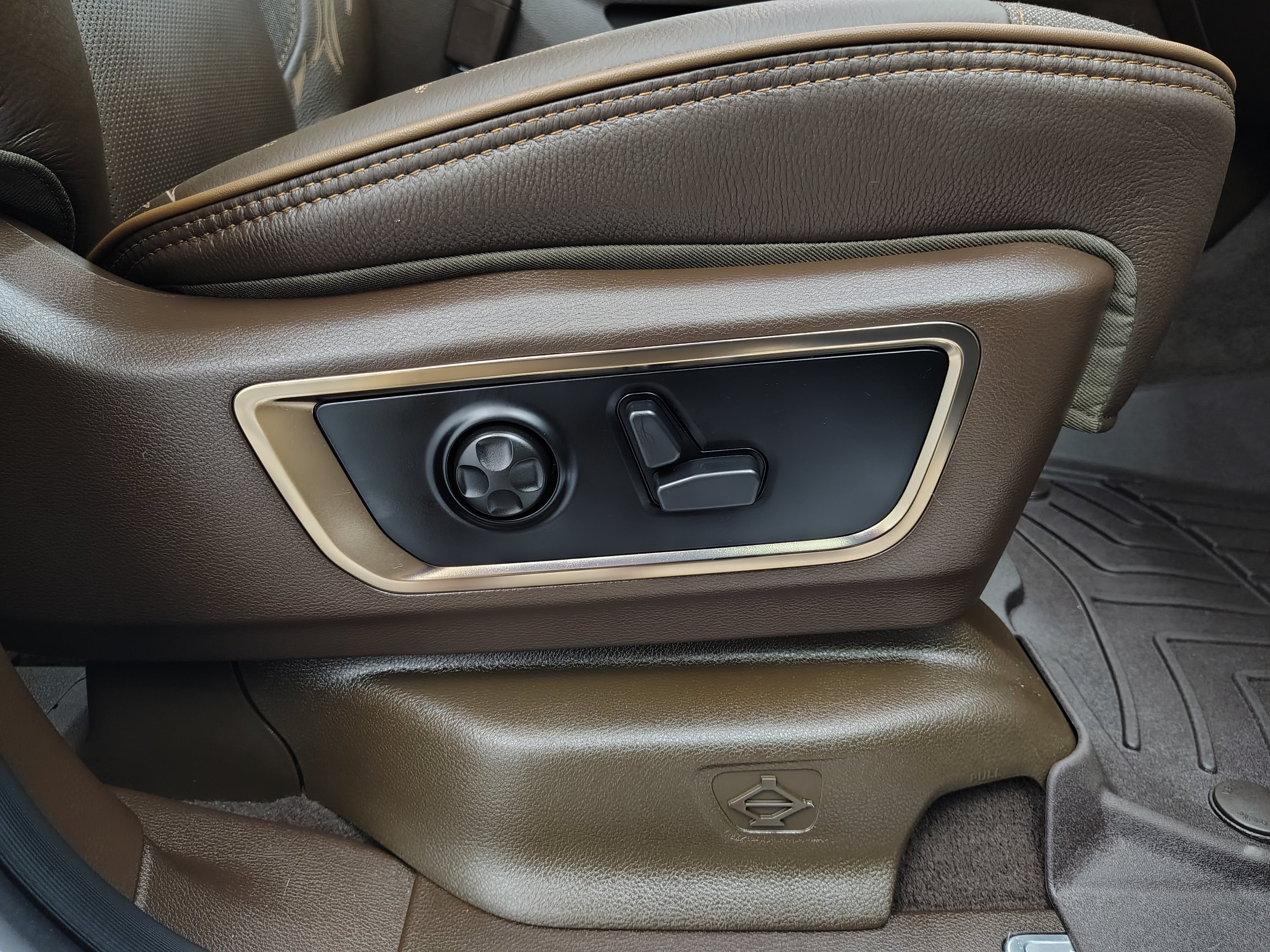 2026 RAM 1500 Limited Longhorn Crew Cab 4x4 5'7' Box
