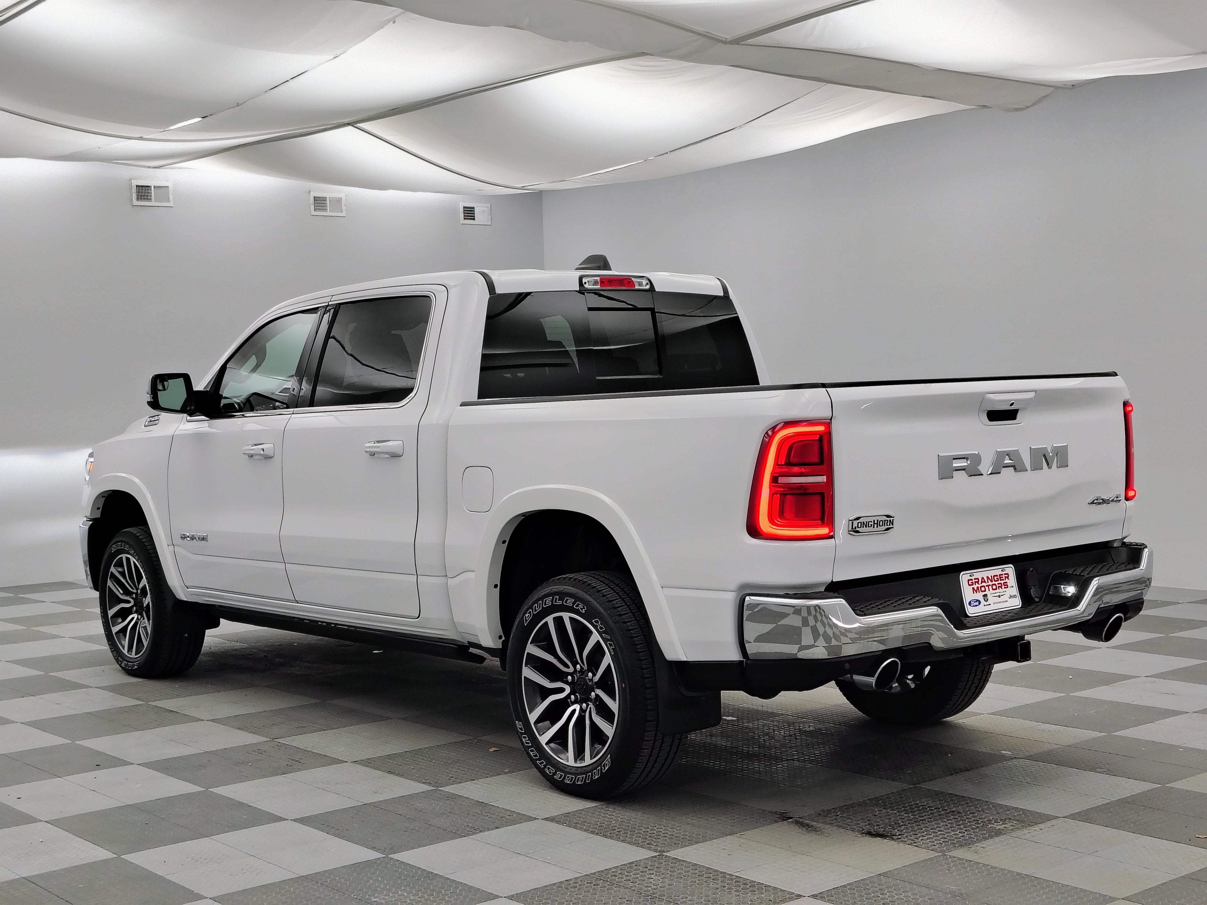 2026 RAM 1500 Limited Longhorn Crew Cab 4x4 5'7' Box