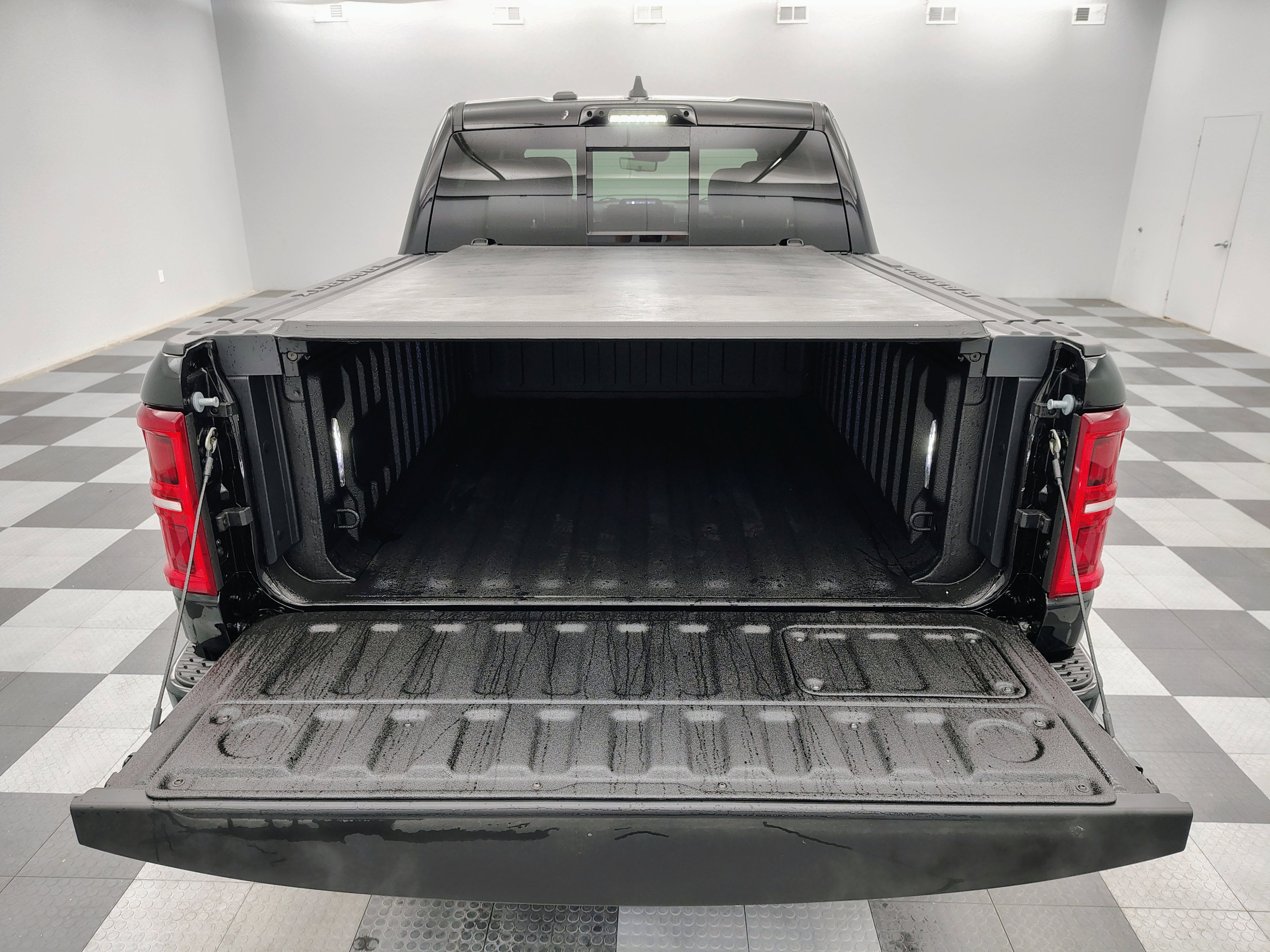 2026 RAM Ram 1500 RAM 1500 LIMITED CREW CAB 4X4 5'7' BOX