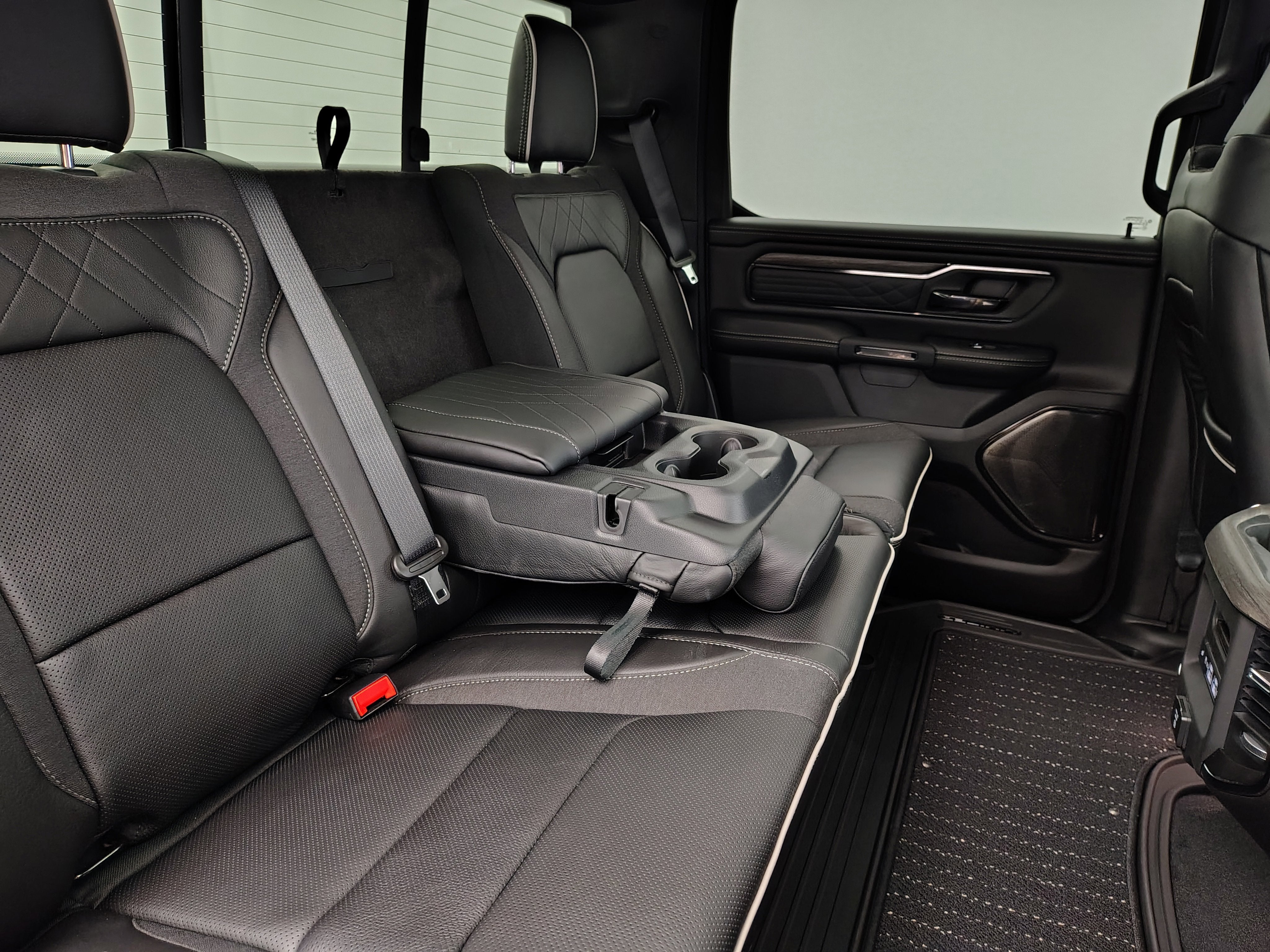 2026 RAM Ram 1500 RAM 1500 LIMITED CREW CAB 4X4 5'7' BOX