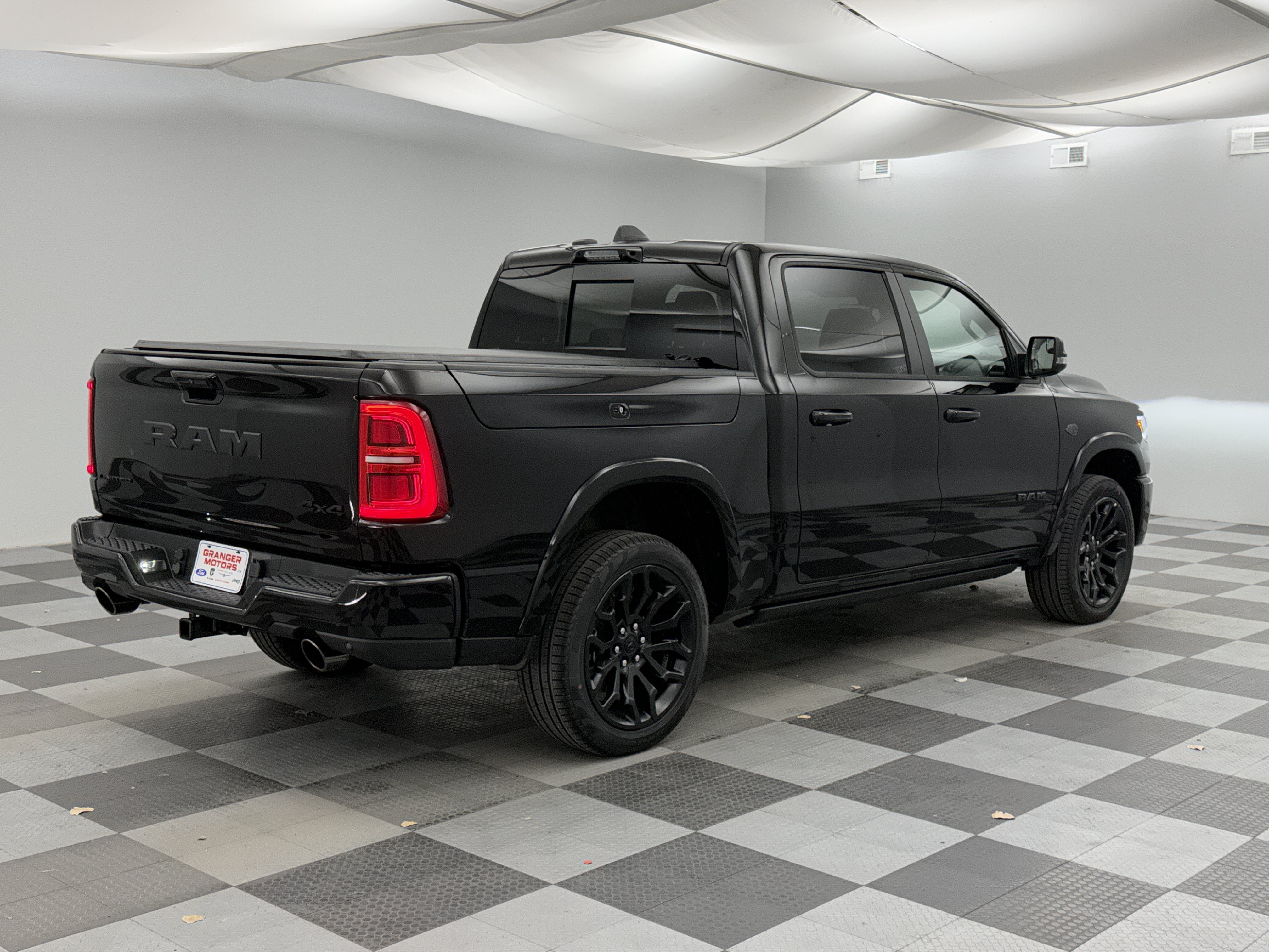 2027 RAM 1500 Limited