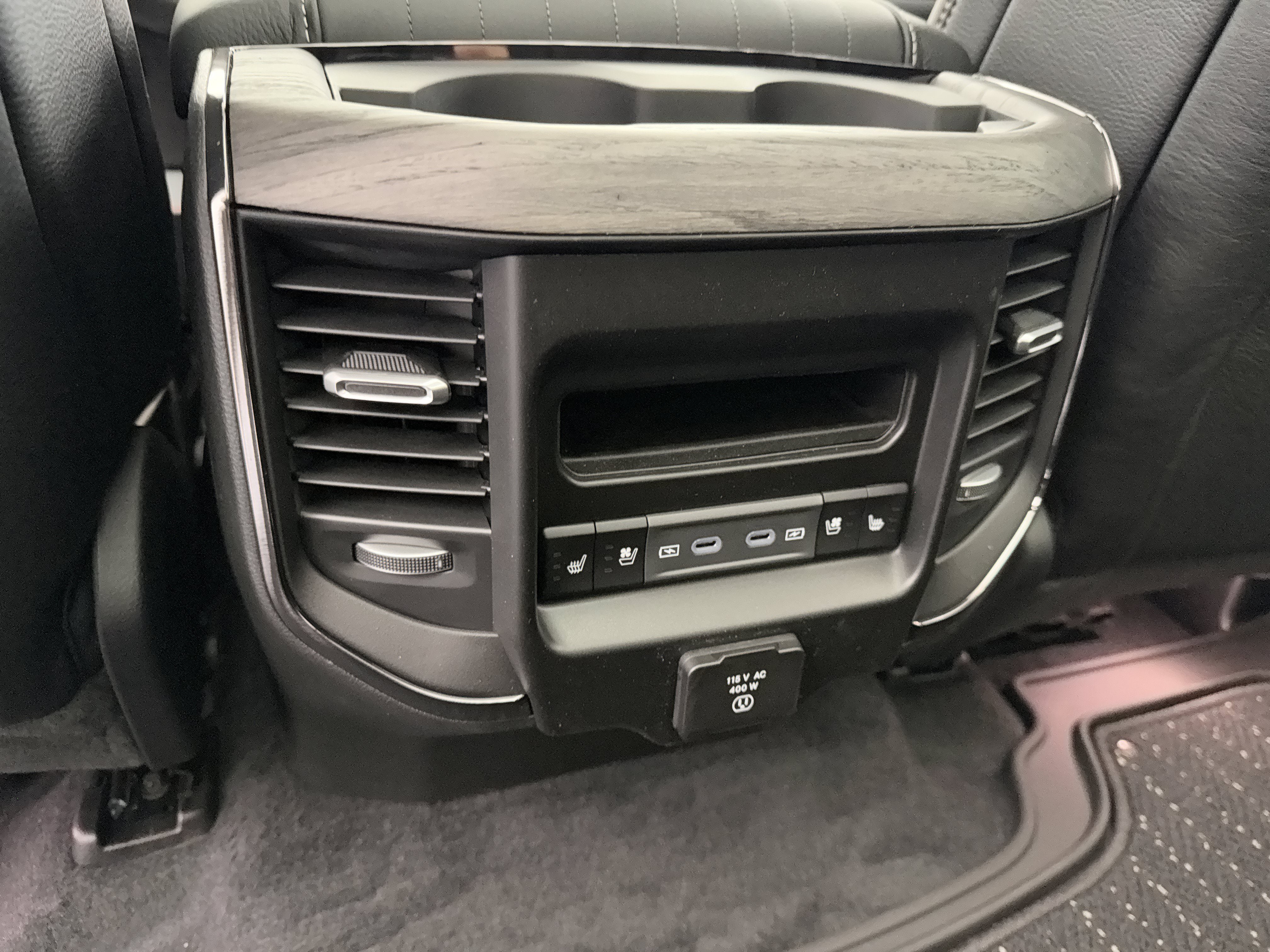 2027 RAM 1500 Limited