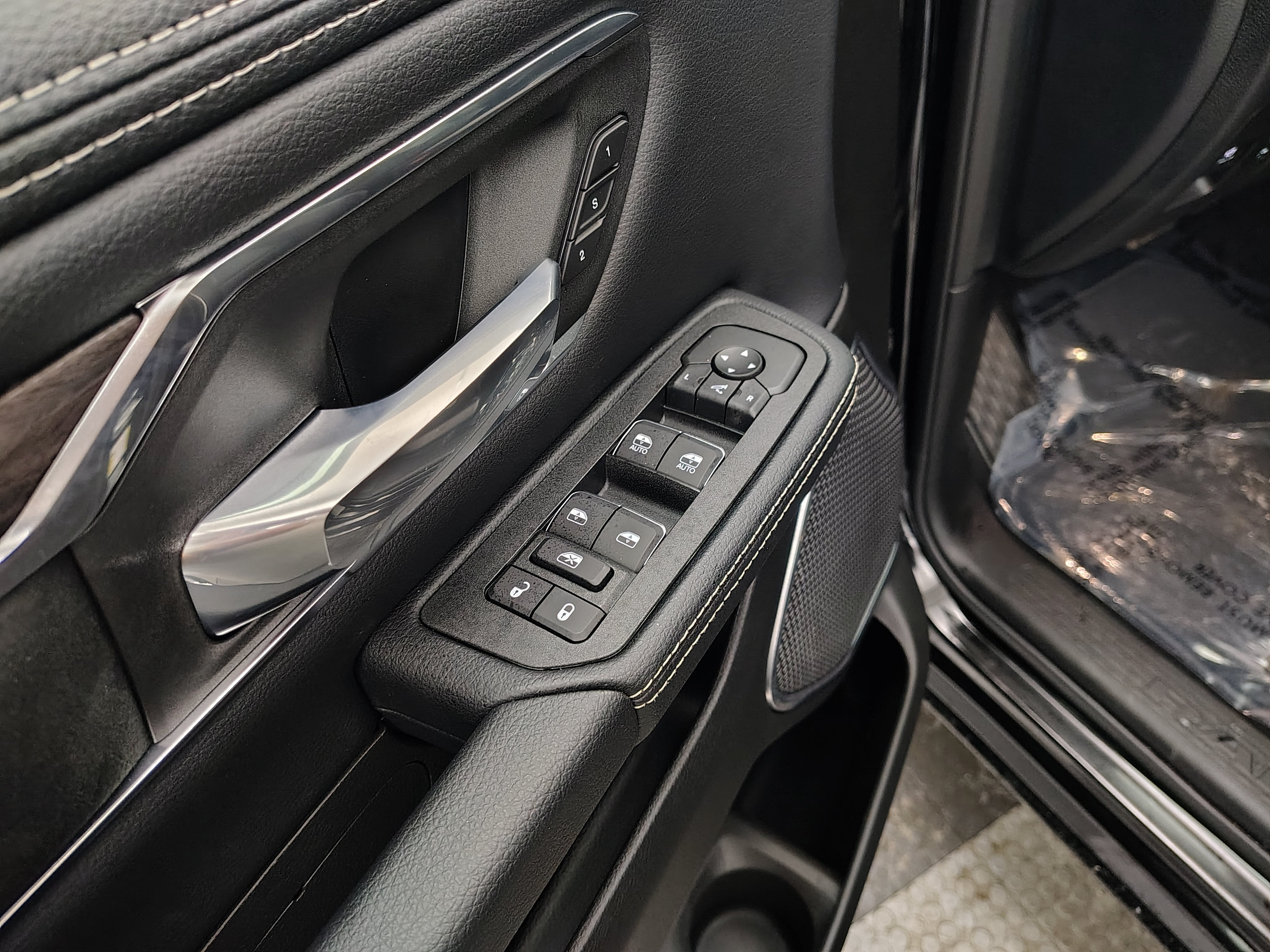 2027 RAM 1500 Laramie