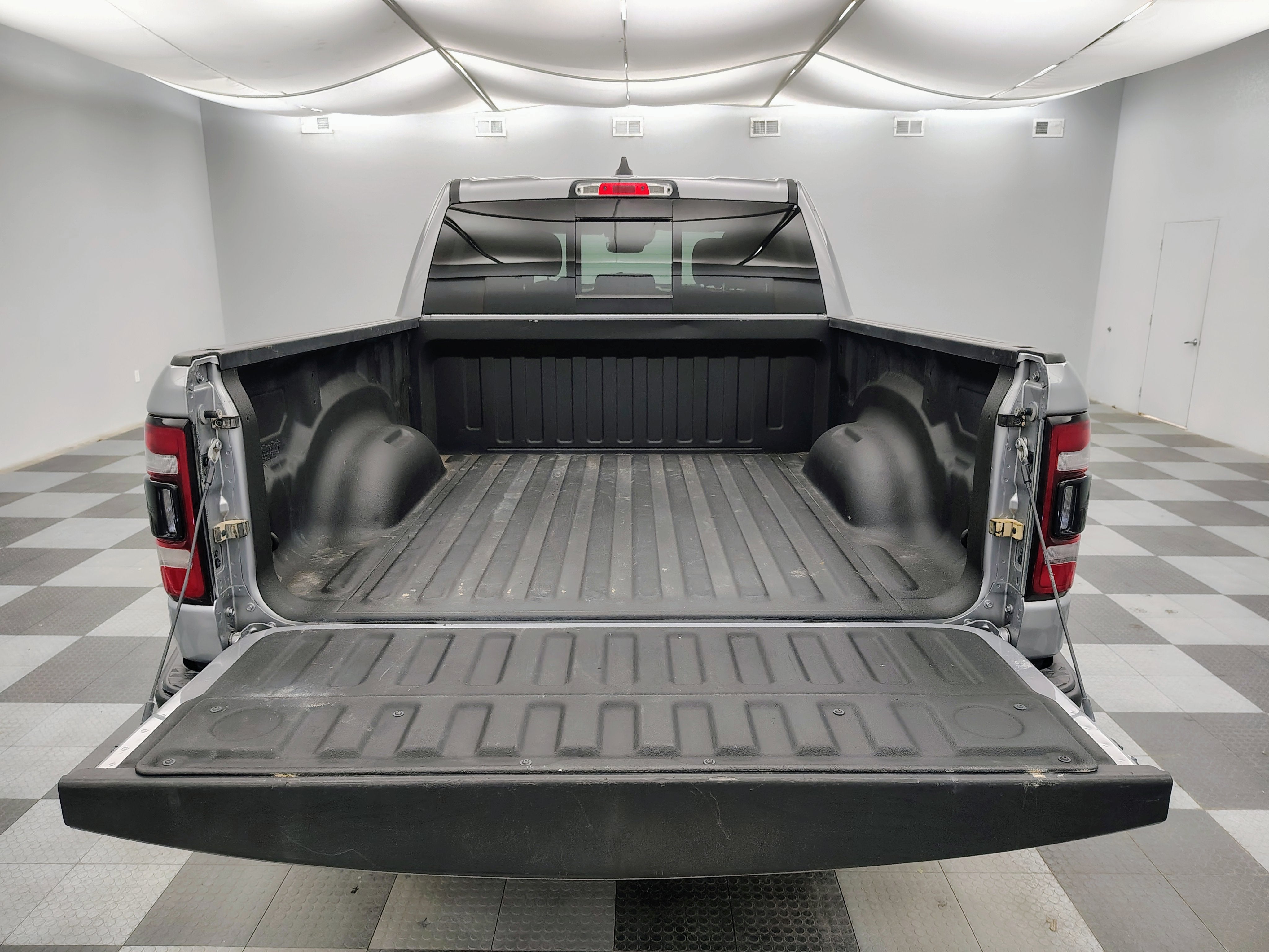 2021 RAM 1500 Rebel Crew Cab 4x4 5'7' Box