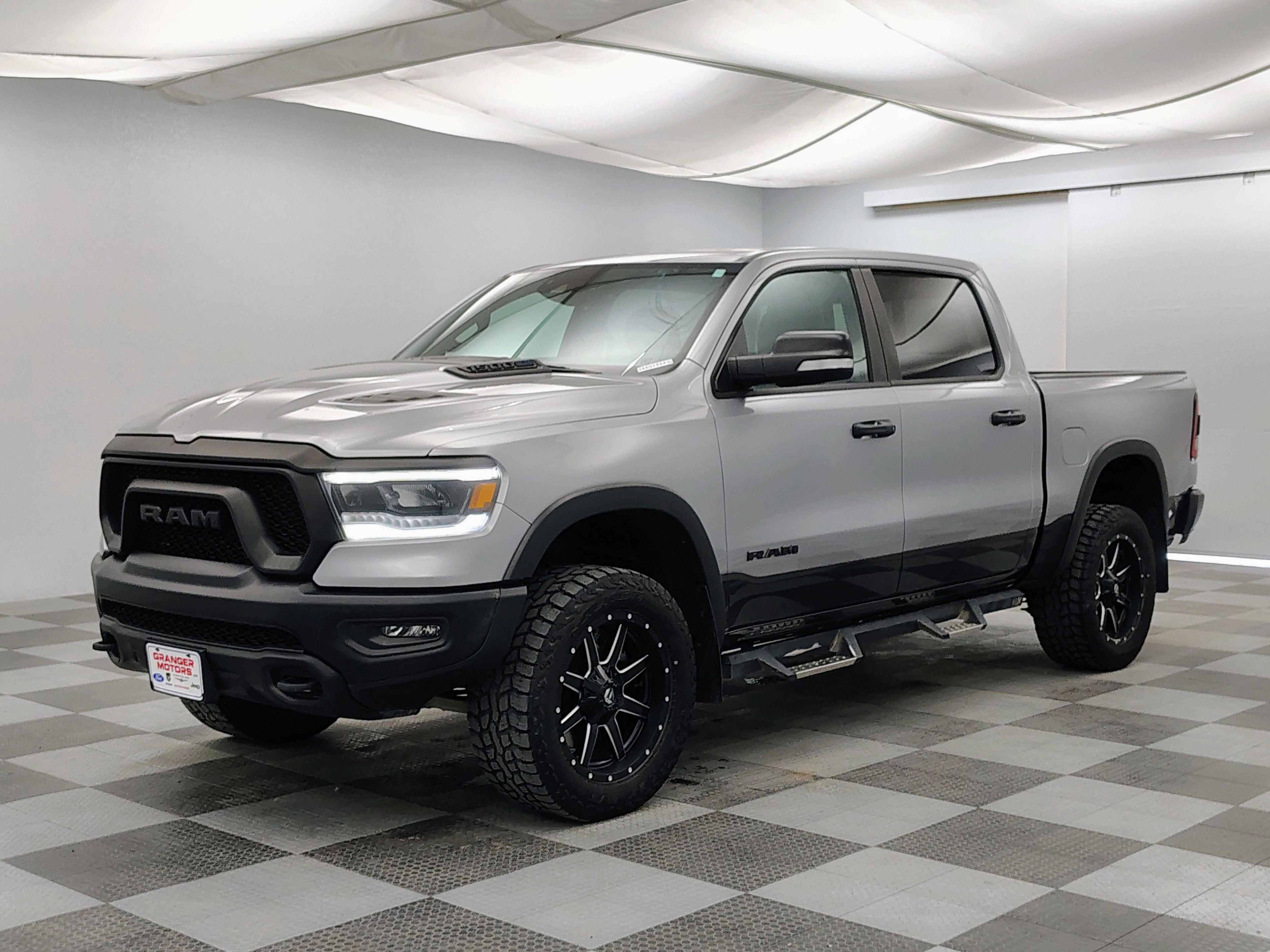 2021 RAM 1500 Rebel Crew Cab 4x4 5'7' Box
