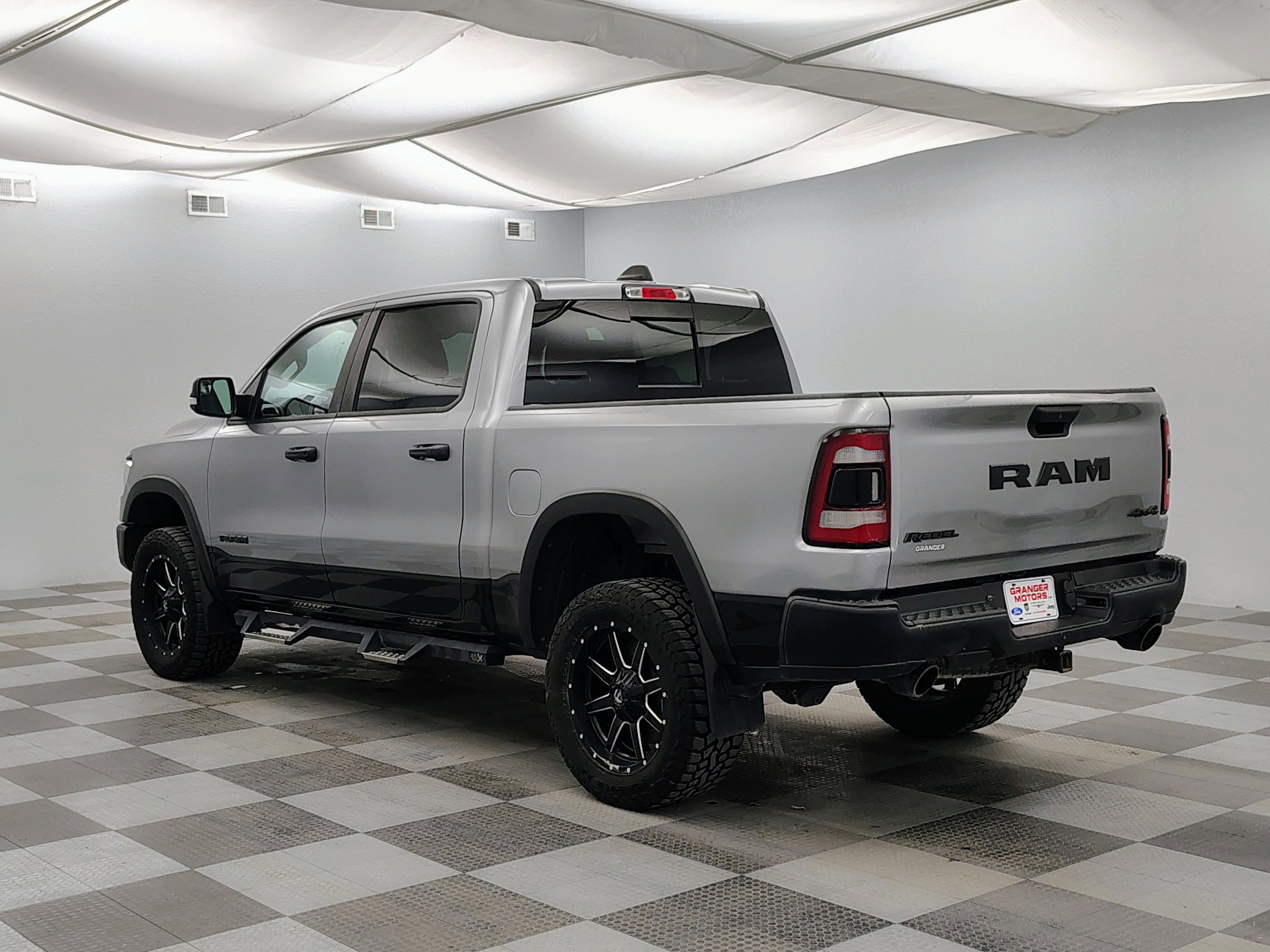 2021 RAM 1500 Rebel Crew Cab 4x4 5'7' Box