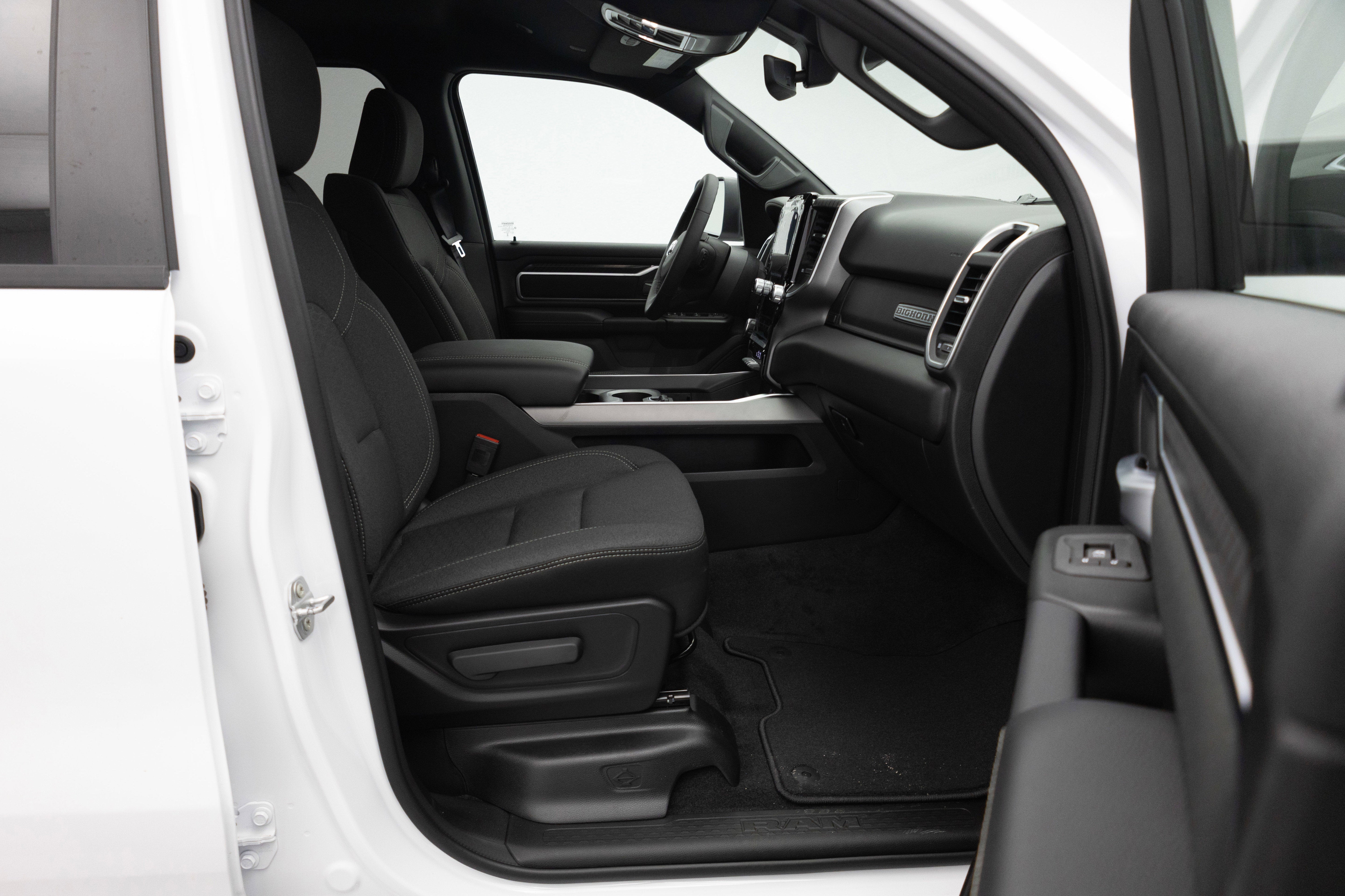 2026 RAM Ram 1500 RAM 1500 BIG HORN CREW CAB 4X4 6'4' BOX