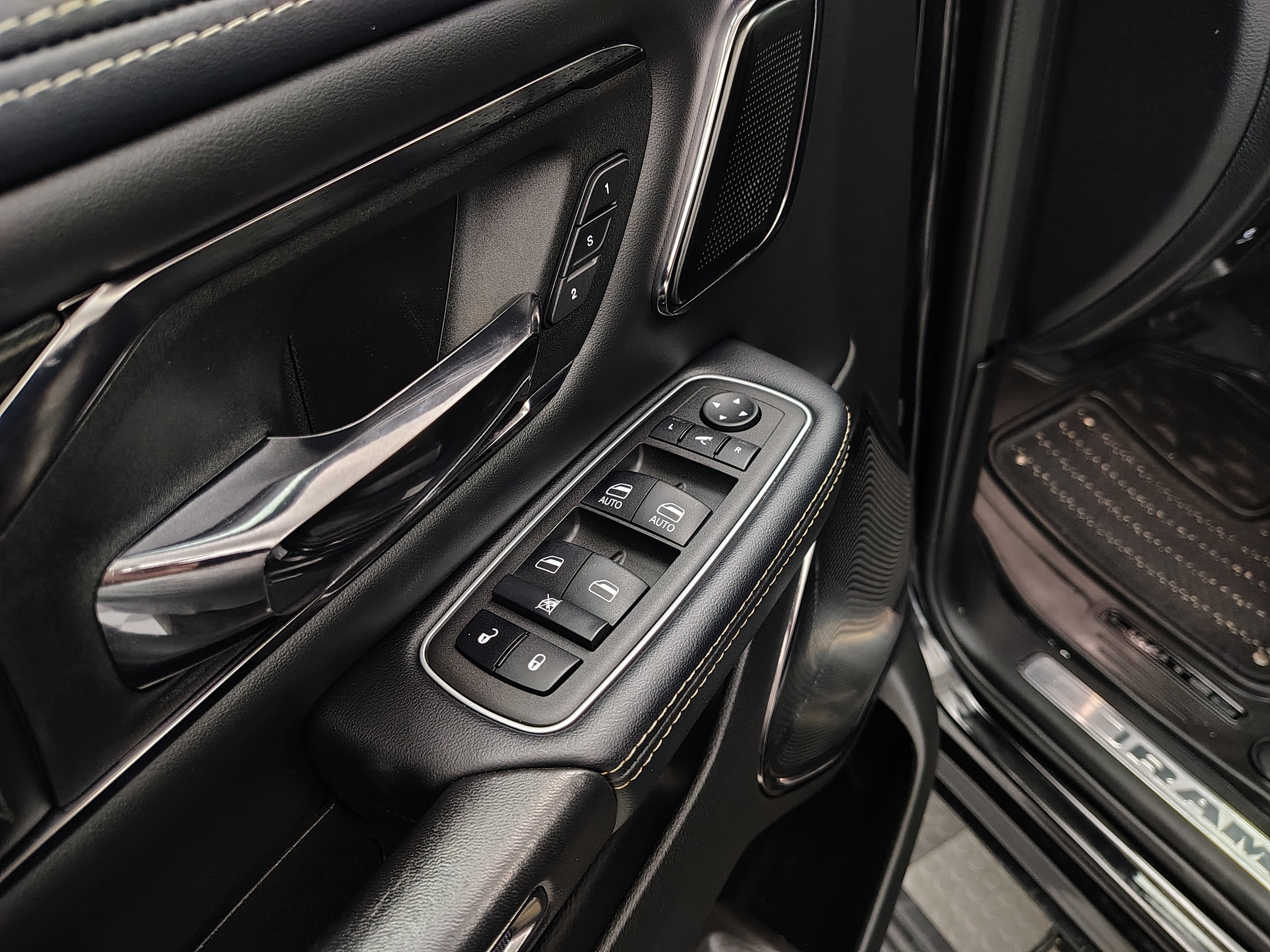 2024 RAM 1500 Limited