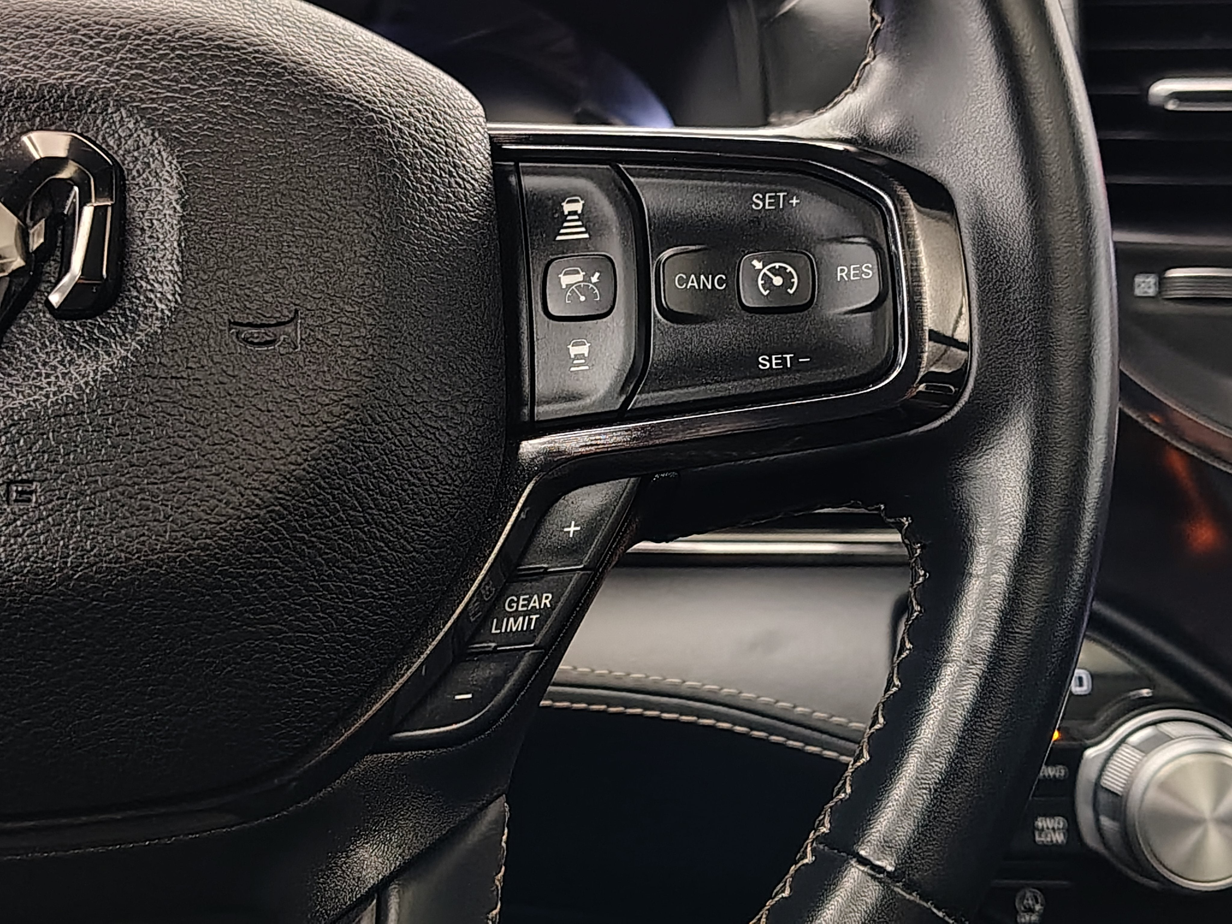 2024 RAM 1500 Limited