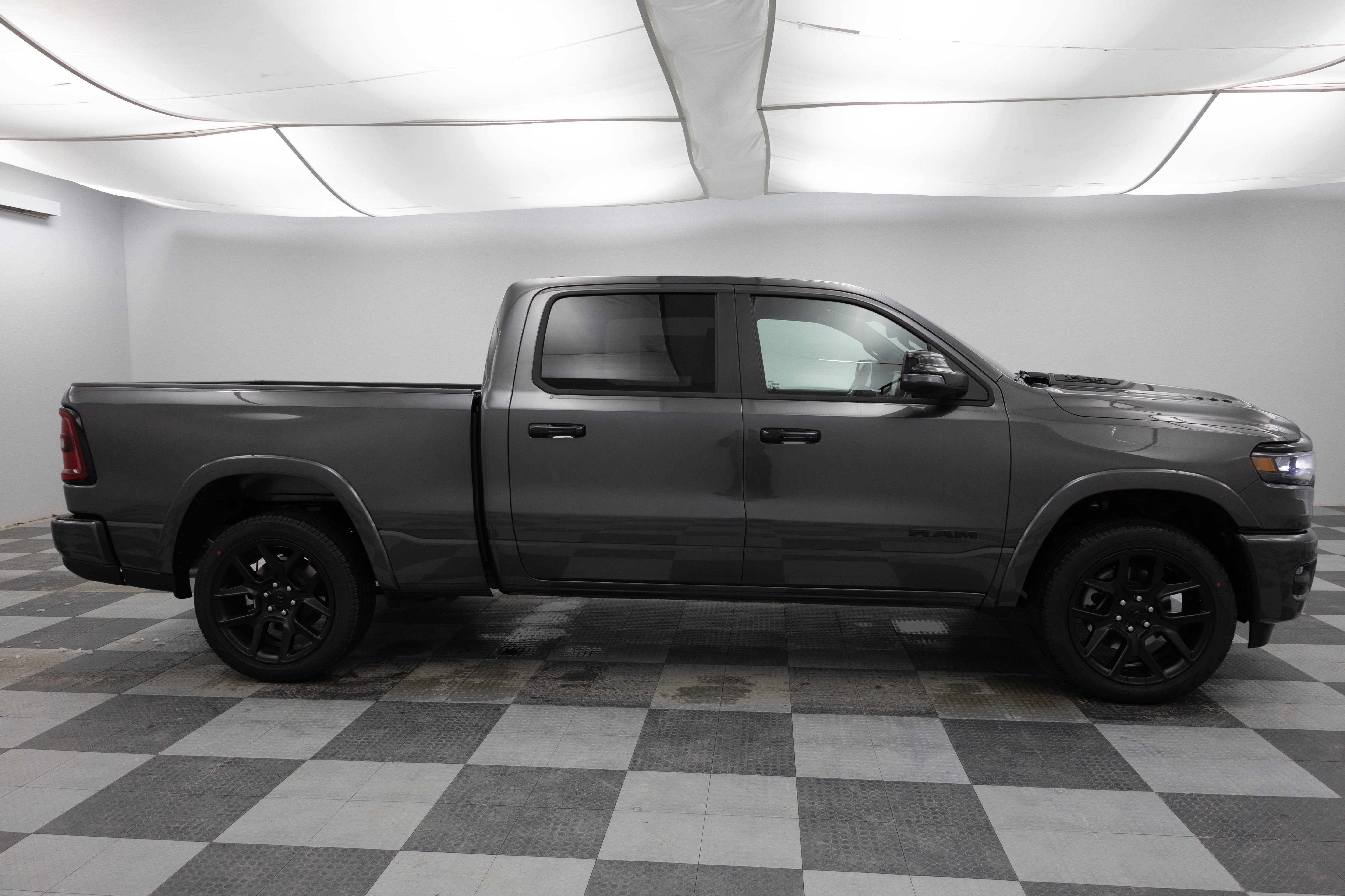 2026 RAM Ram 1500 RAM 1500 LARAMIE CREW CAB 4X4 6'4' BOX