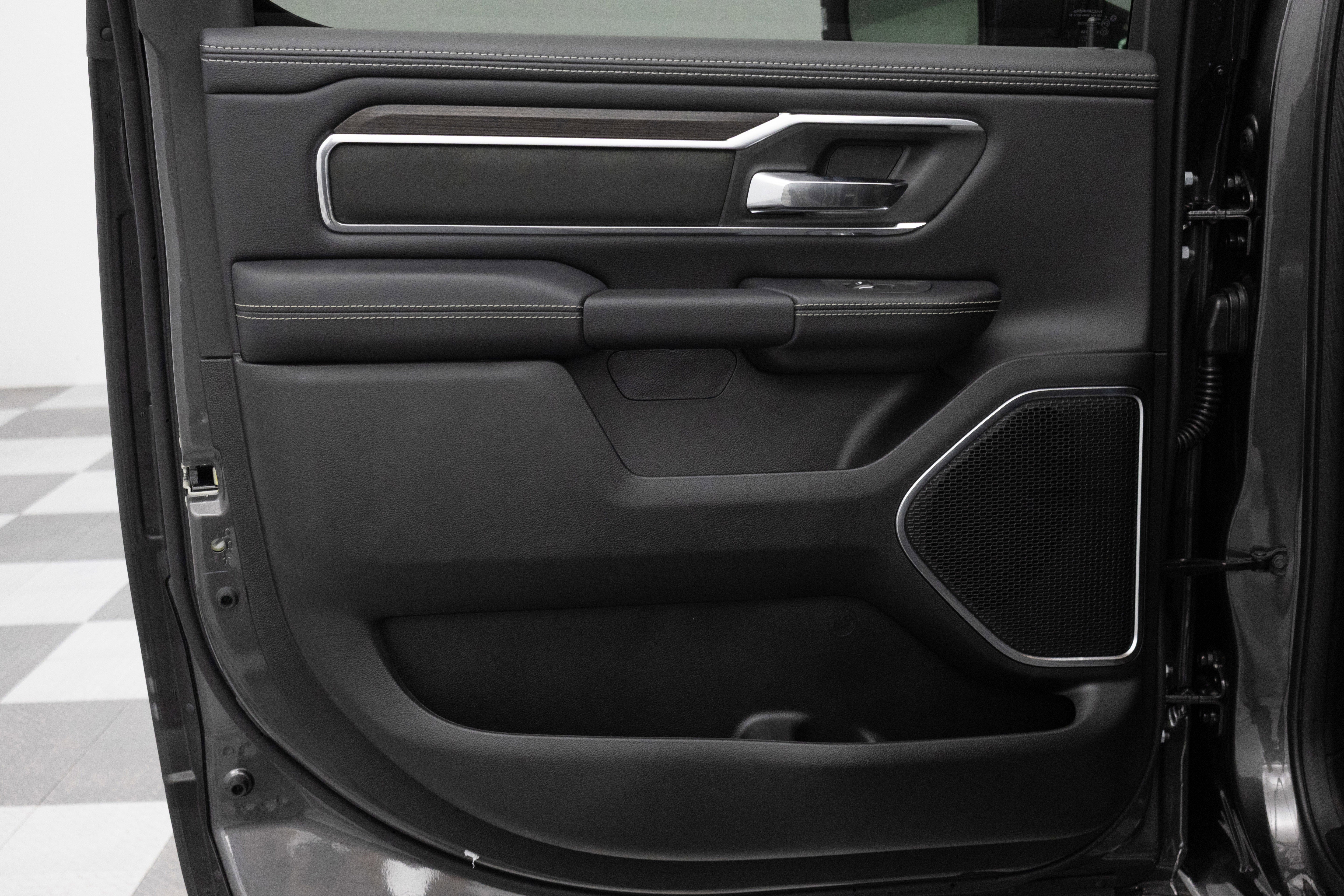 2026 RAM Ram 1500 RAM 1500 LARAMIE CREW CAB 4X4 6'4' BOX