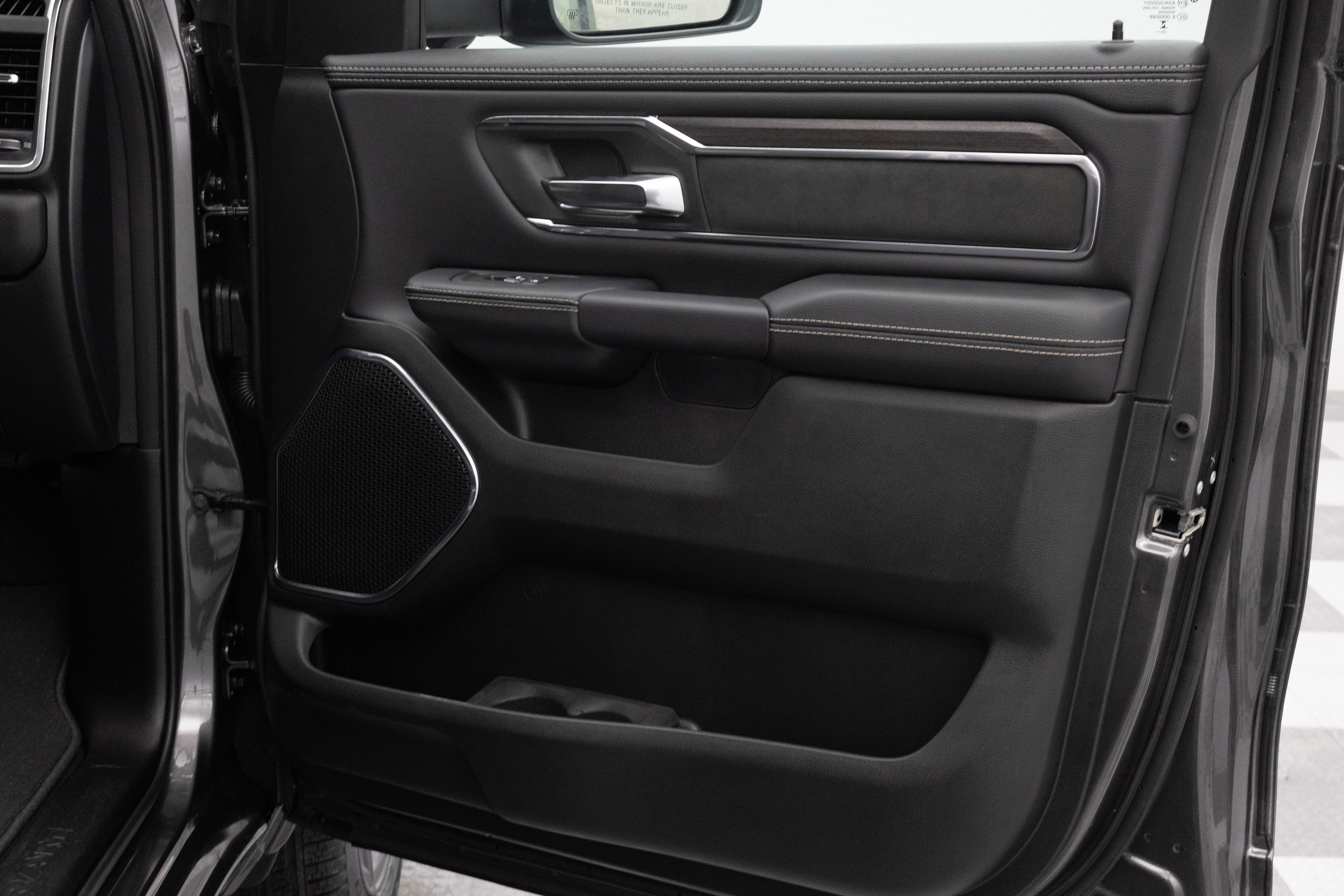 2026 RAM Ram 1500 RAM 1500 LARAMIE CREW CAB 4X4 6'4' BOX