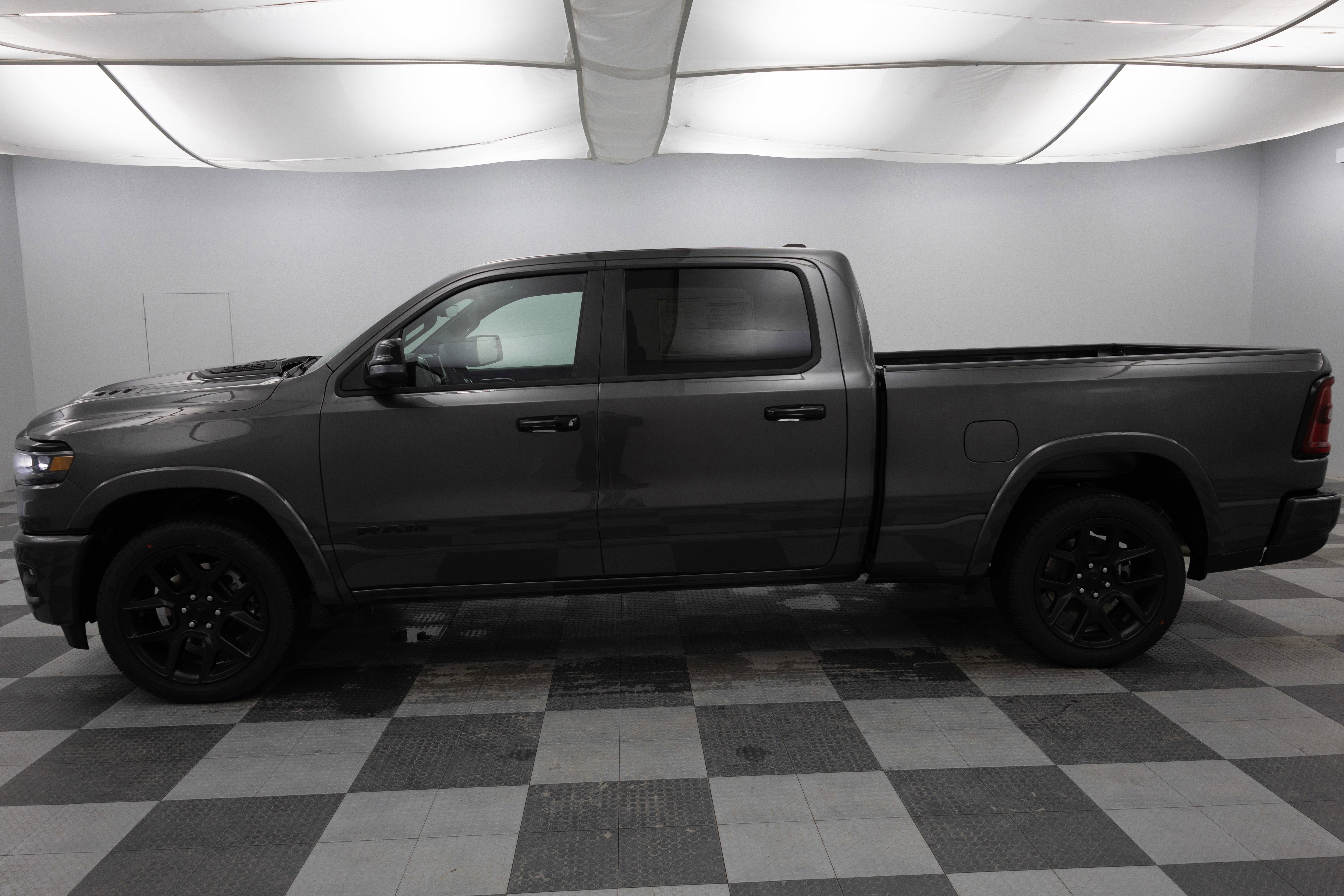 2026 RAM Ram 1500 RAM 1500 LARAMIE CREW CAB 4X4 6'4' BOX