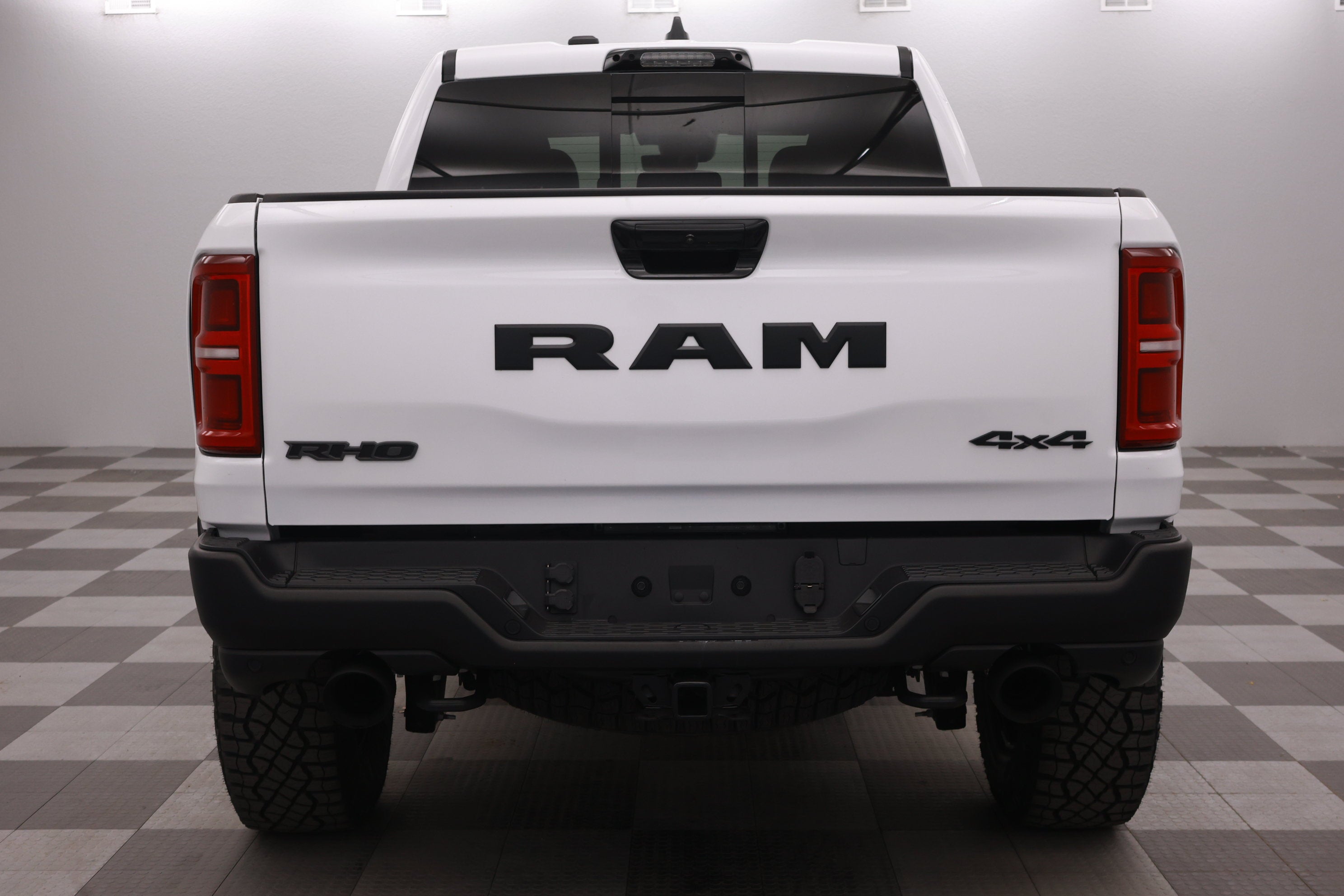2026 RAM Ram 1500 RAM 1500 RHO CREW CAB 4X4 5'7' BOX