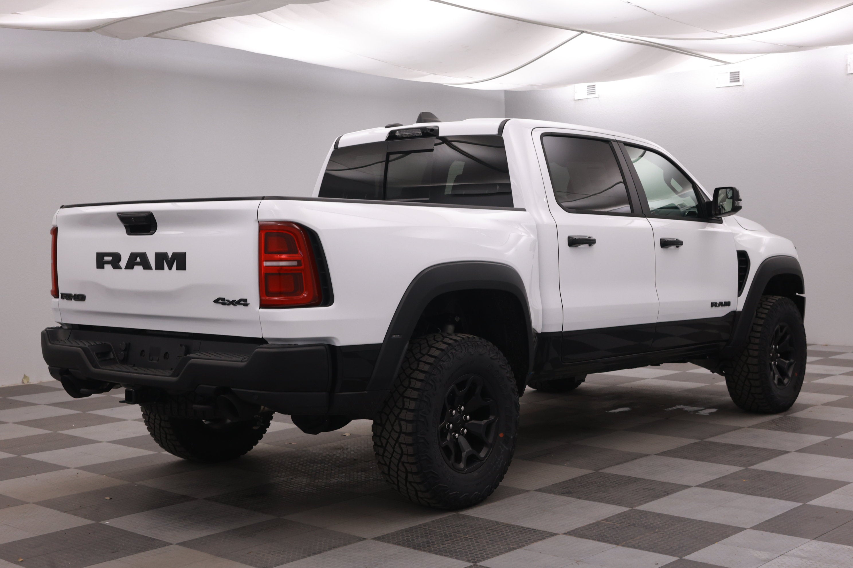 2026 RAM Ram 1500 RAM 1500 RHO CREW CAB 4X4 5'7' BOX