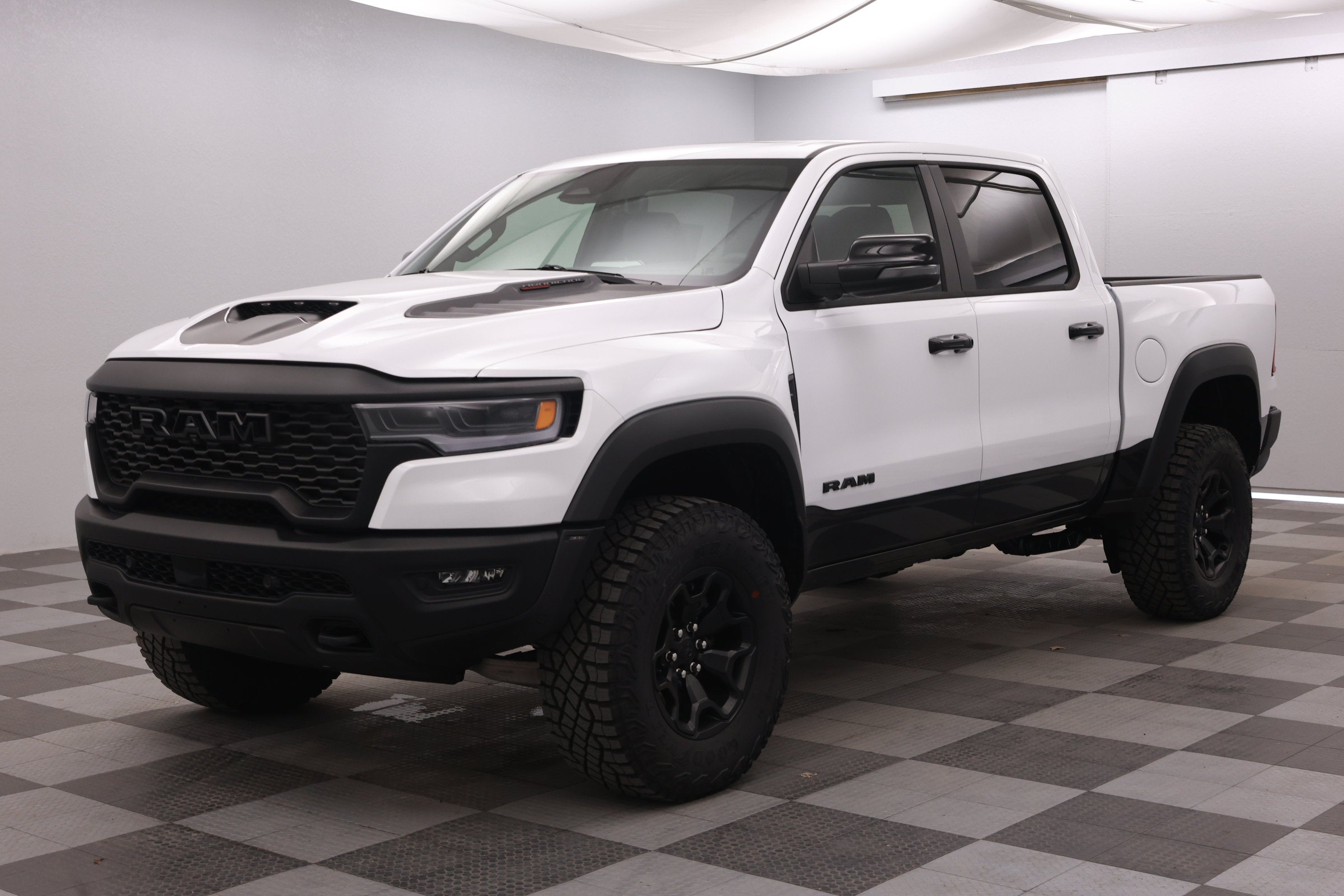 2026 RAM Ram 1500 RAM 1500 RHO CREW CAB 4X4 5'7' BOX