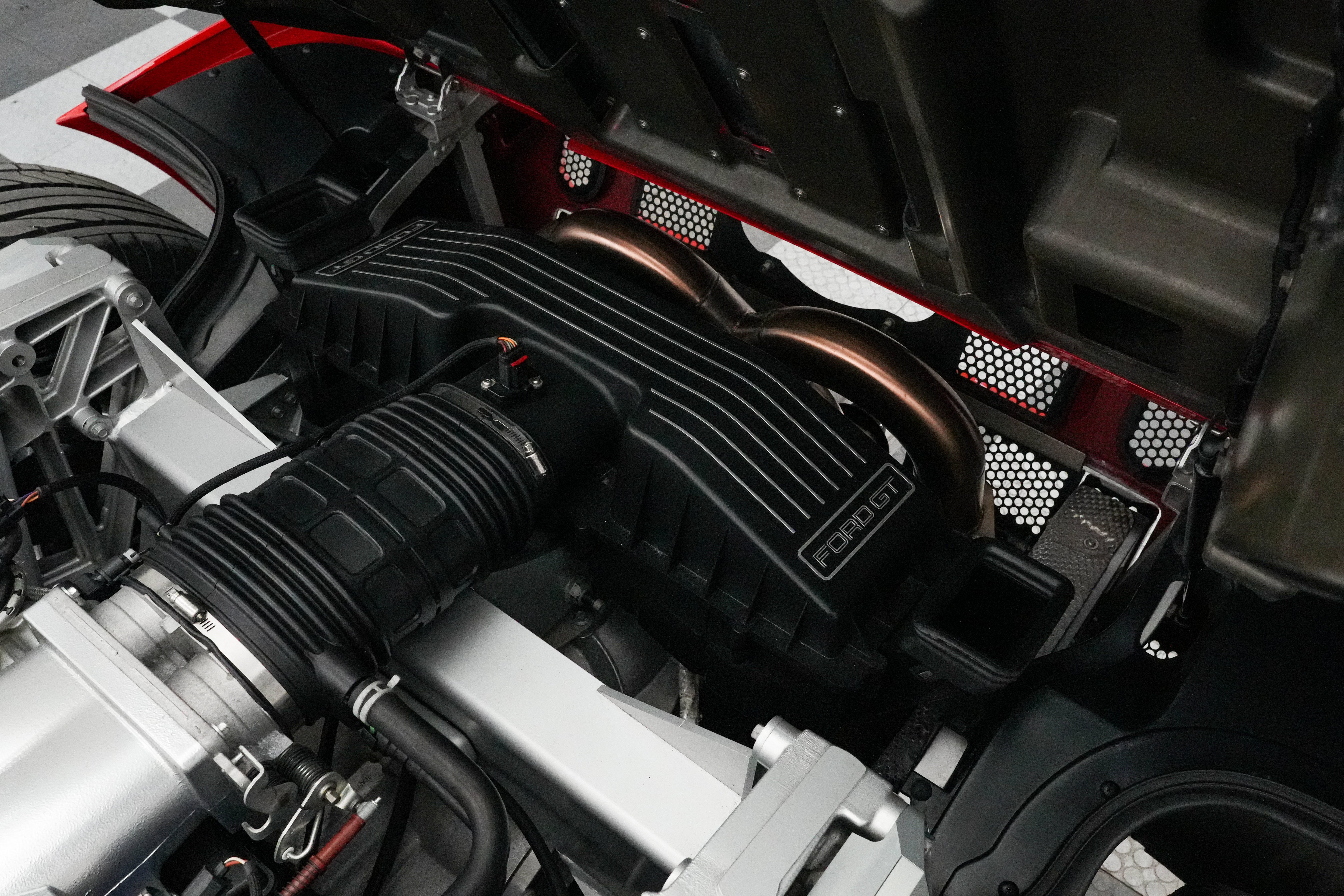 2005 Ford GT Base