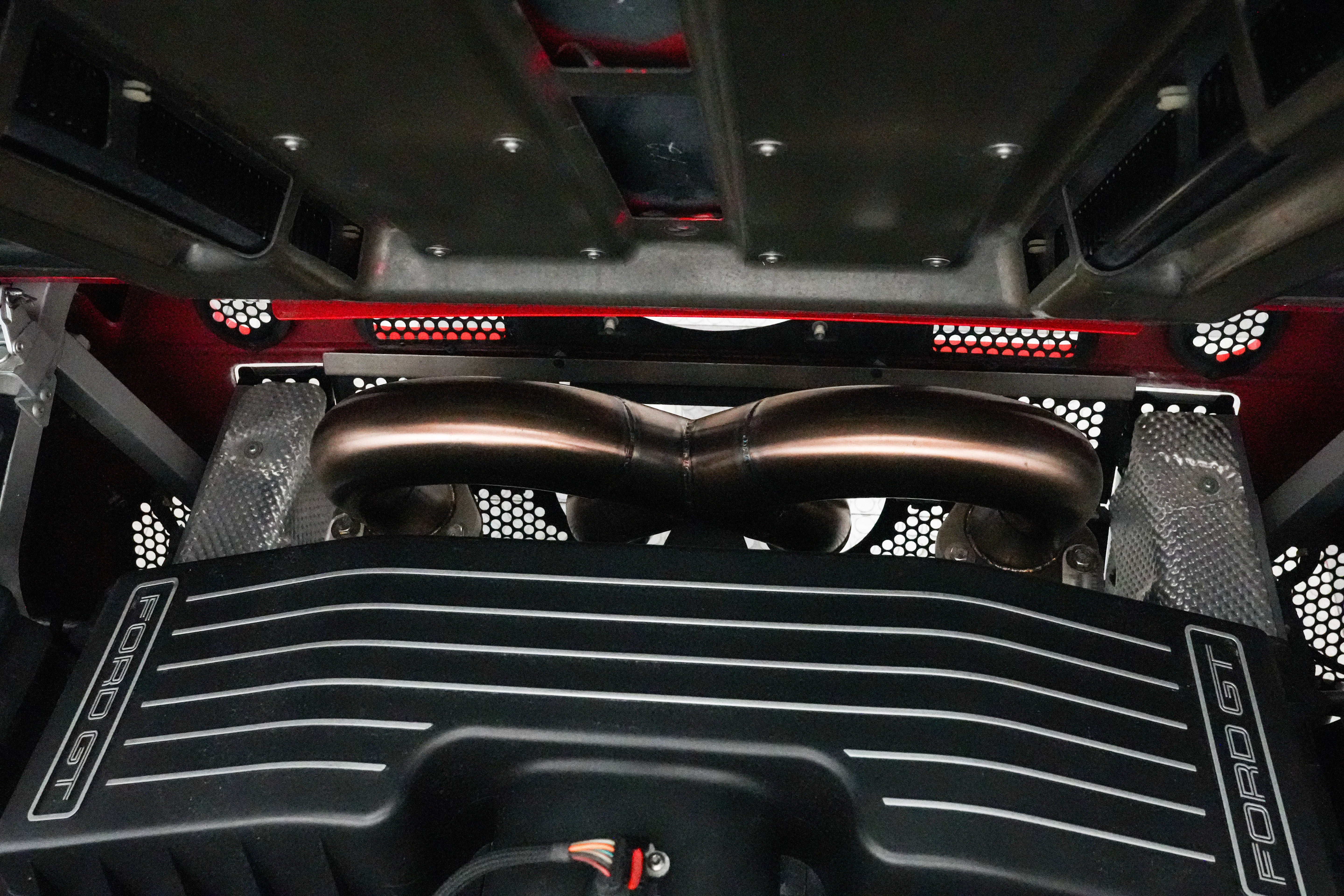 2005 Ford GT Base