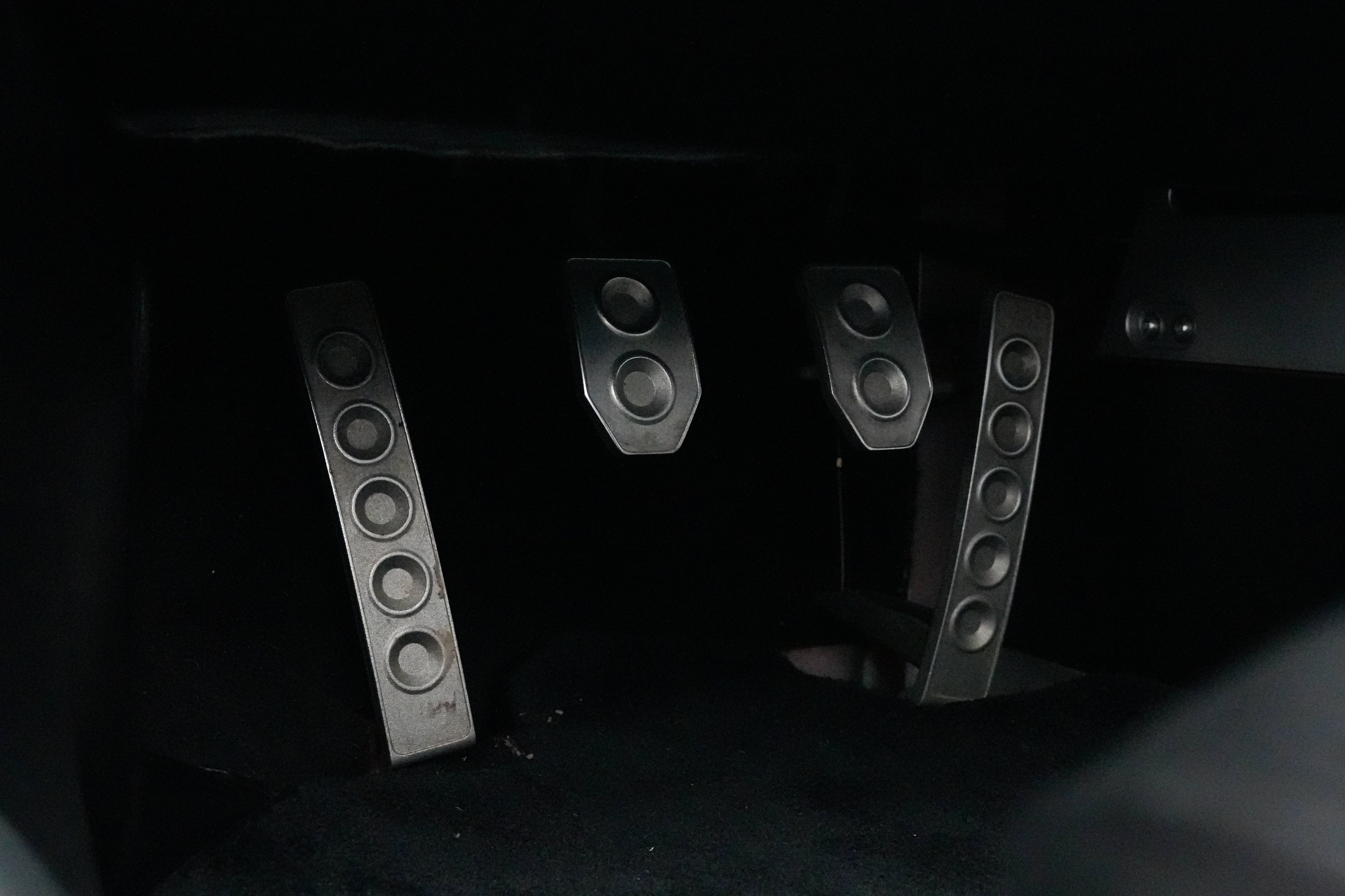 2005 Ford GT Base