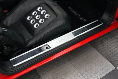 2005 Ford GT Base