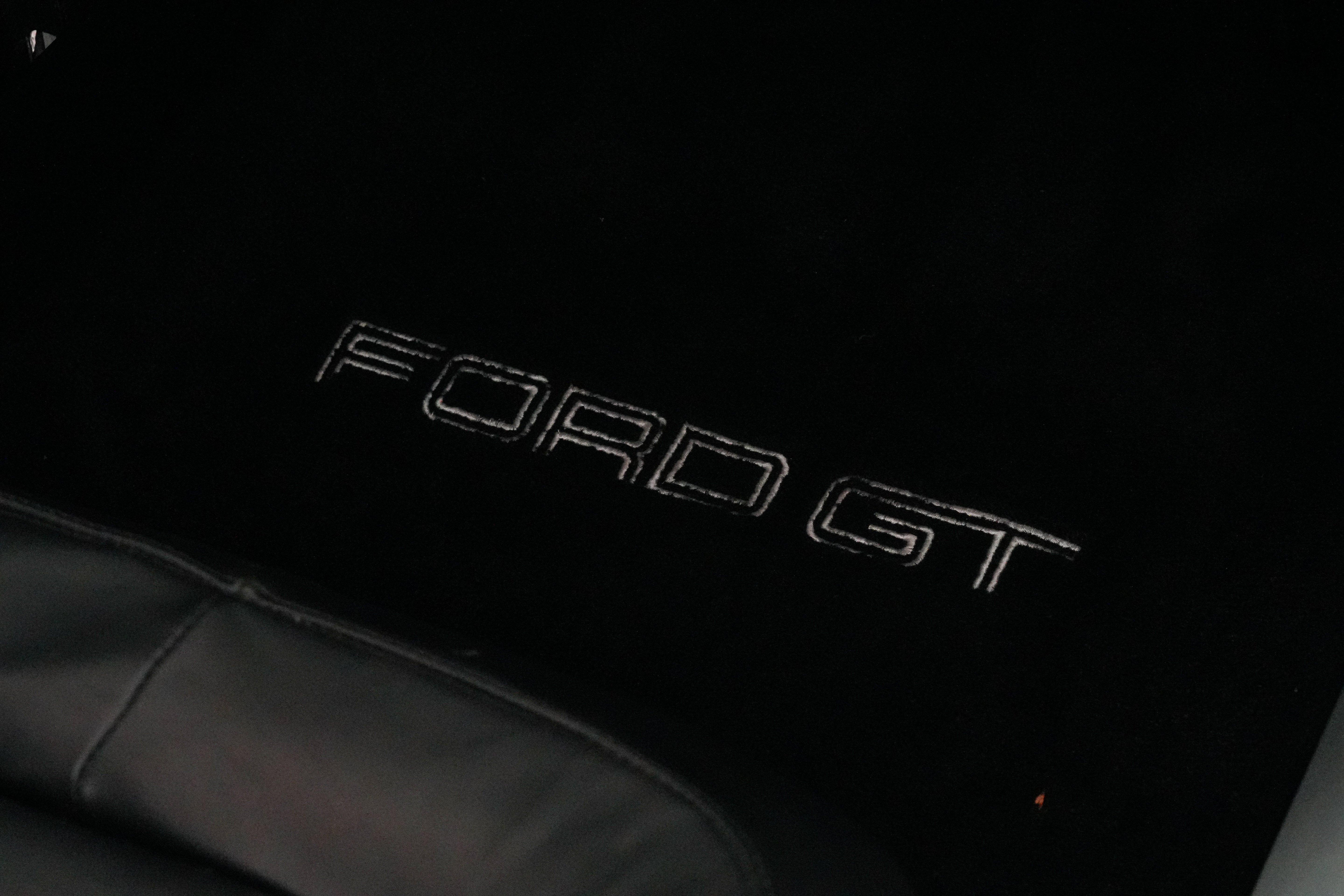 2005 Ford GT Base