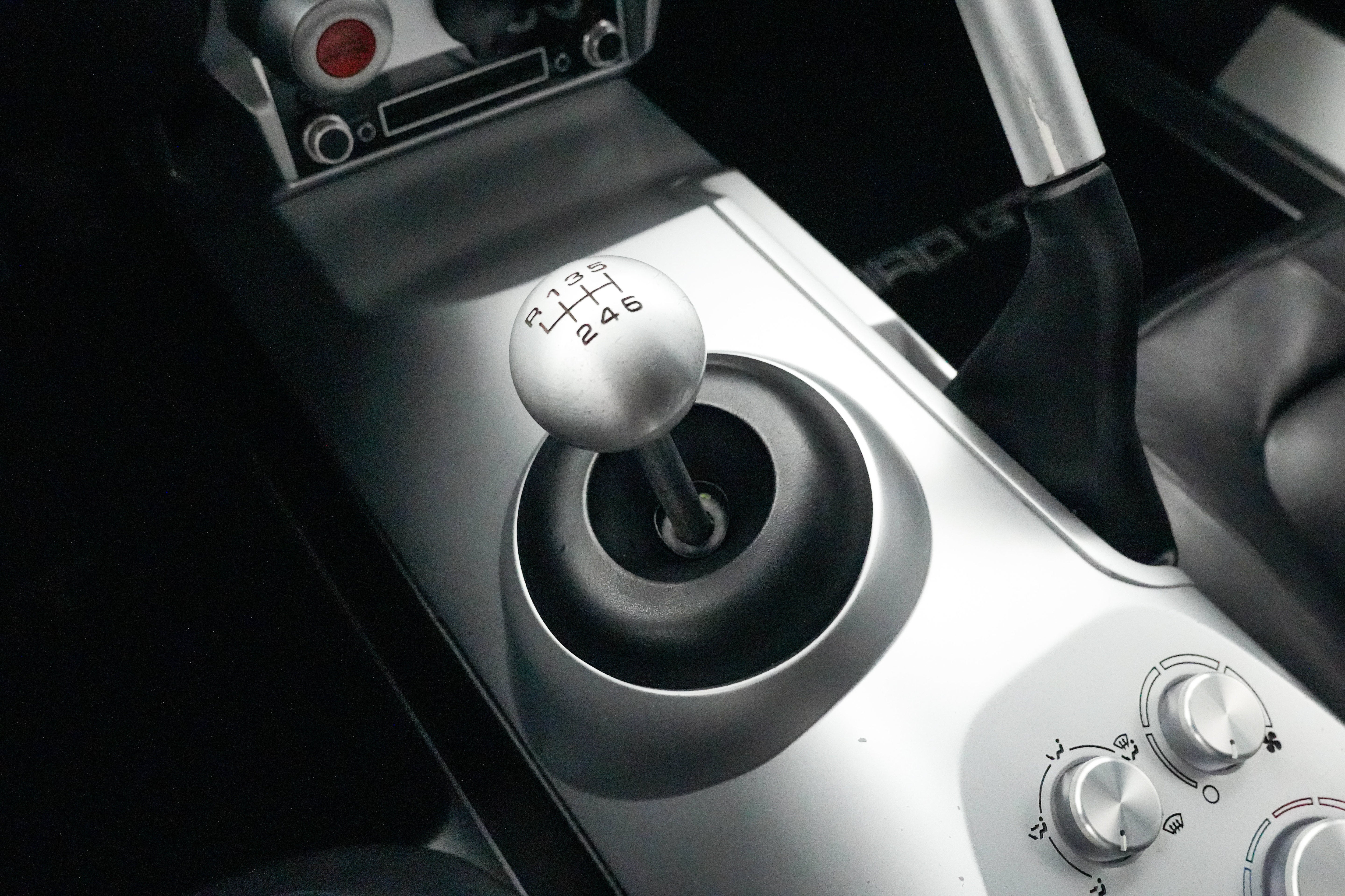 2005 Ford GT Base