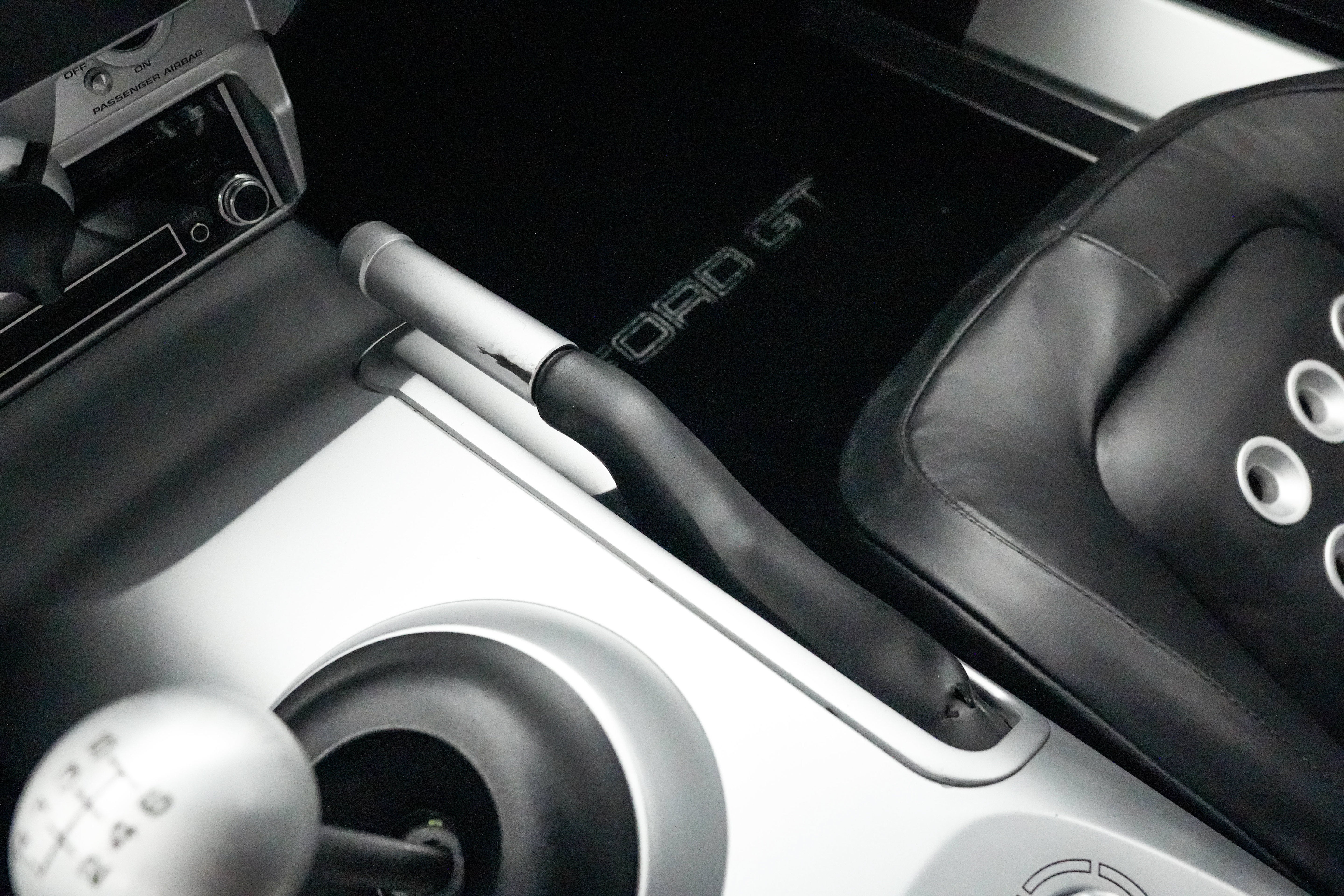 2005 Ford GT Base
