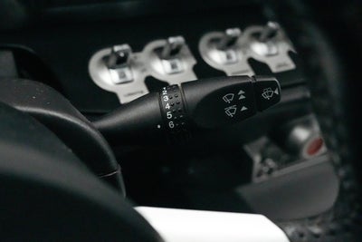 2005 Ford GT Base