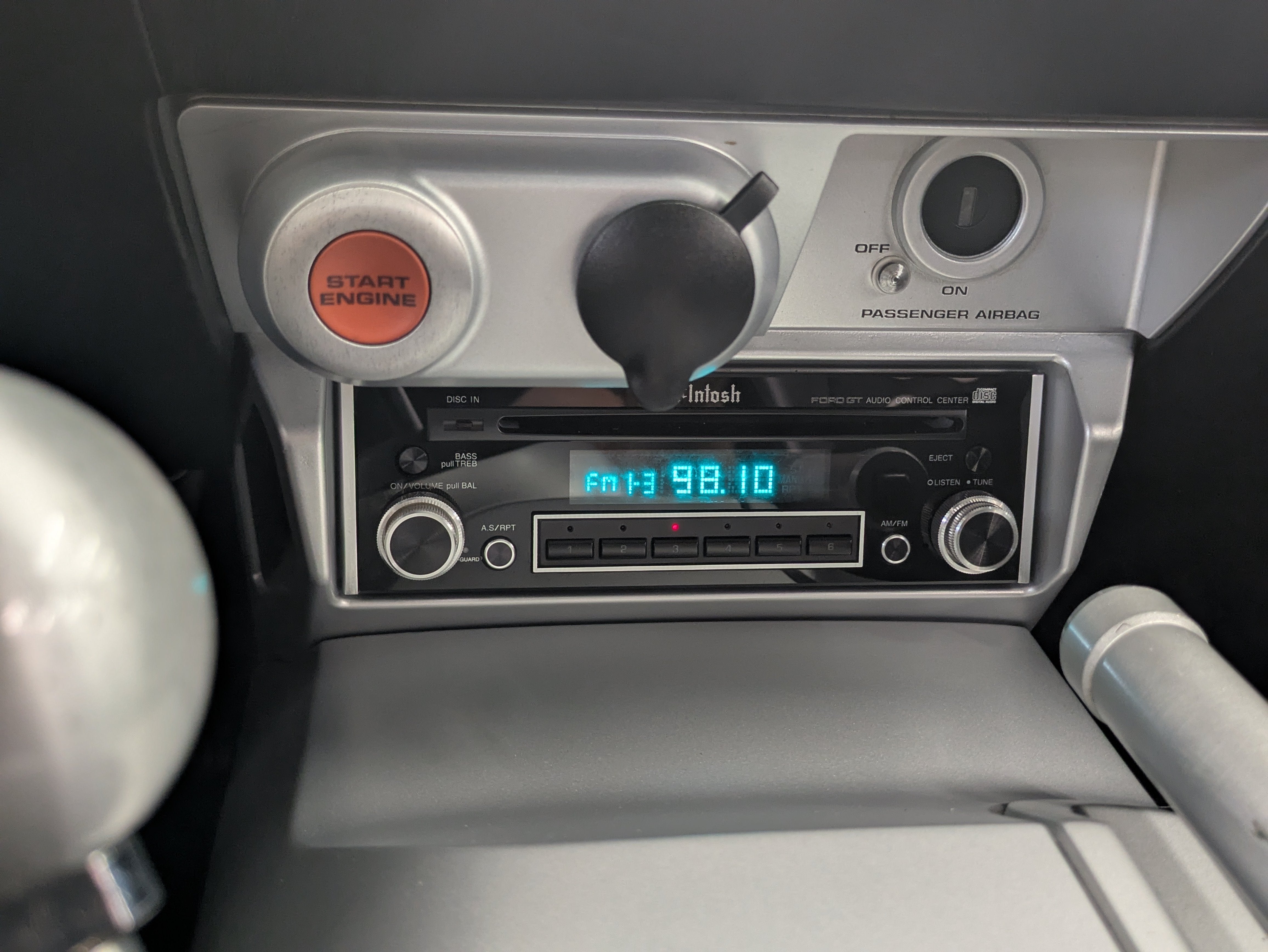 2005 Ford GT Base