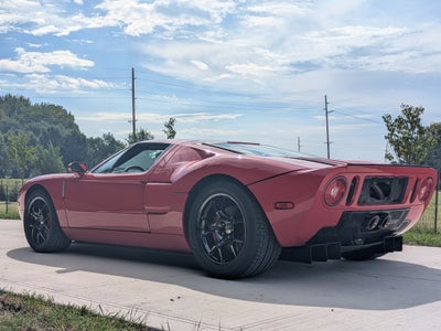 2005 Ford GT Base