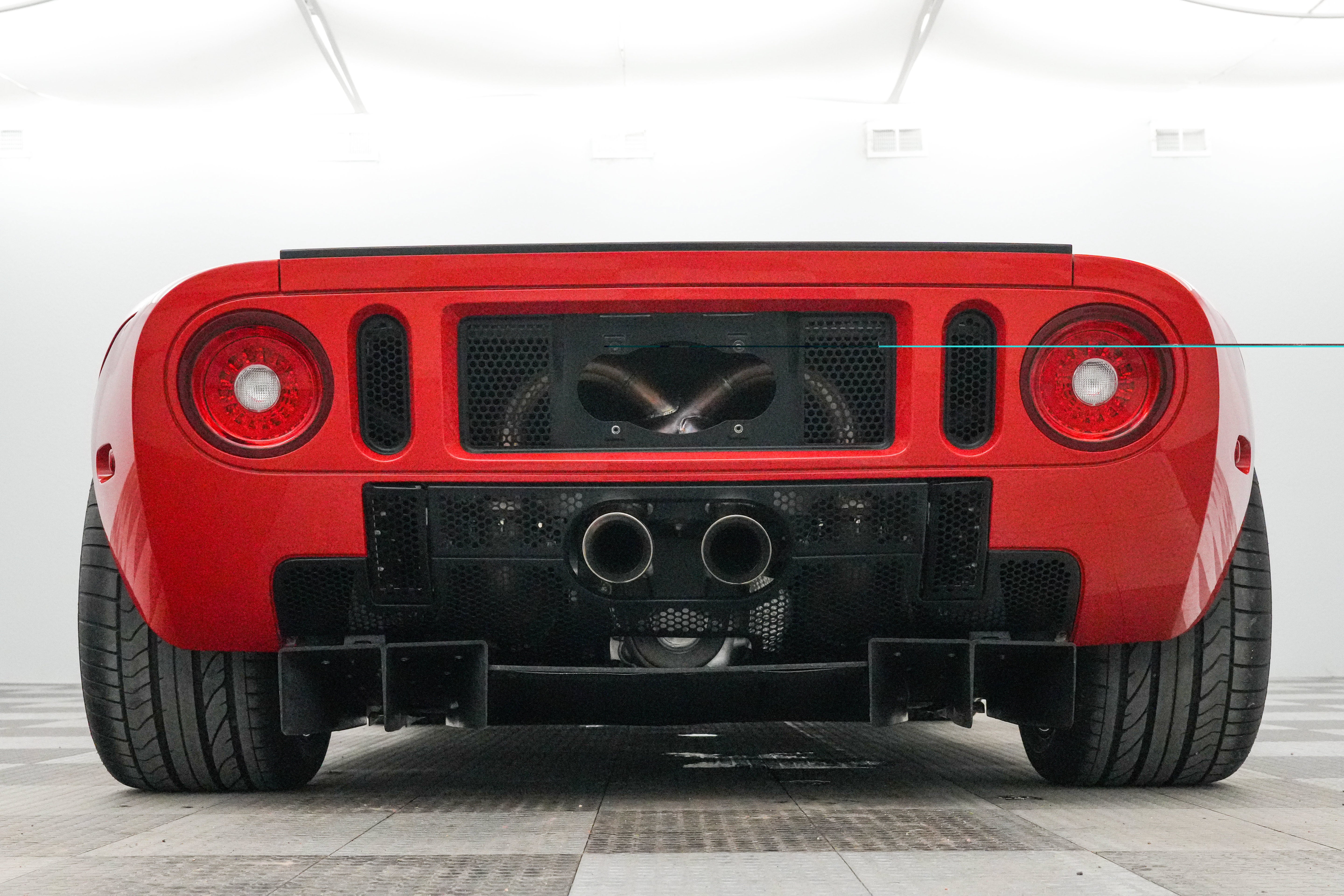 2005 Ford GT Base