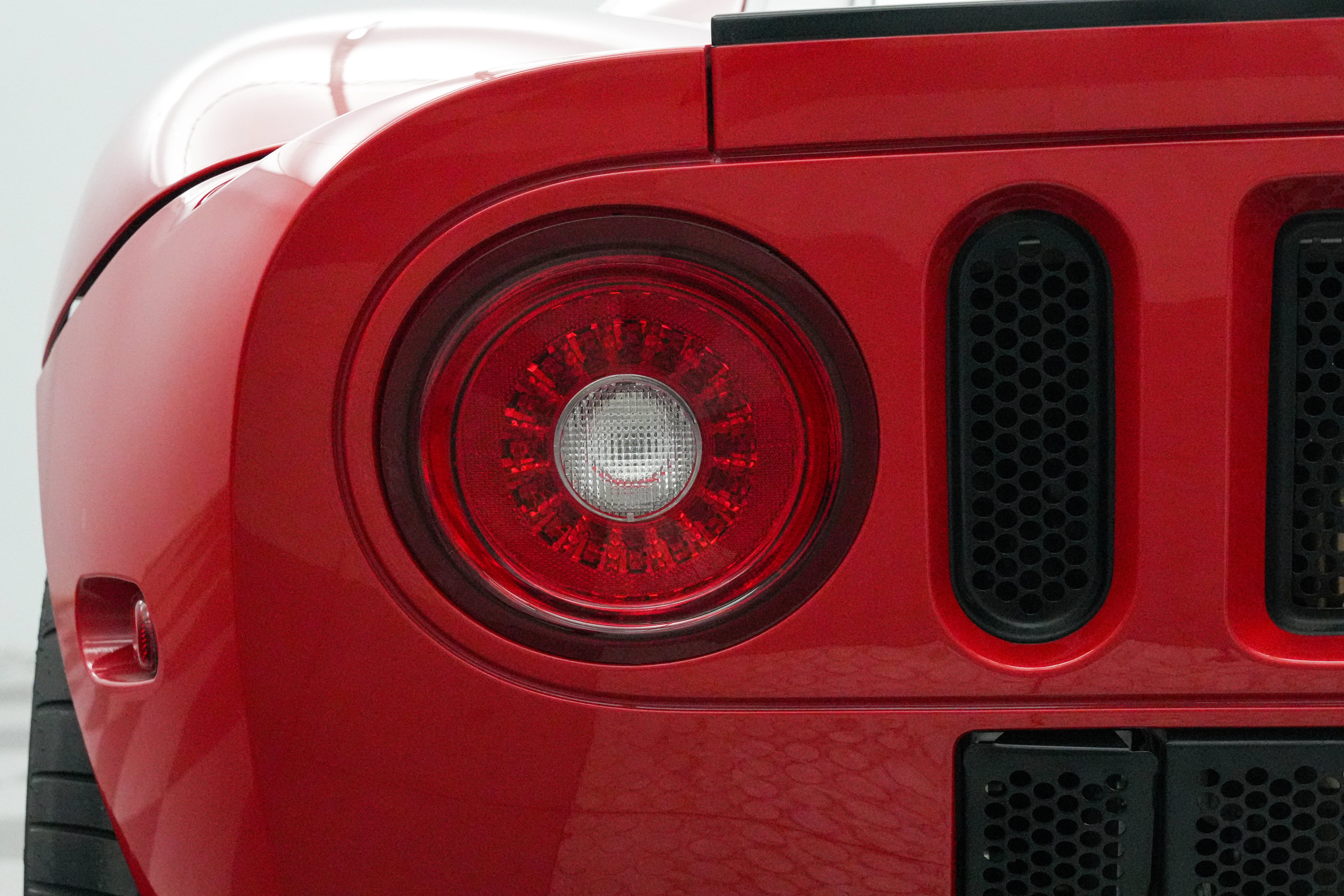 2005 Ford GT Base