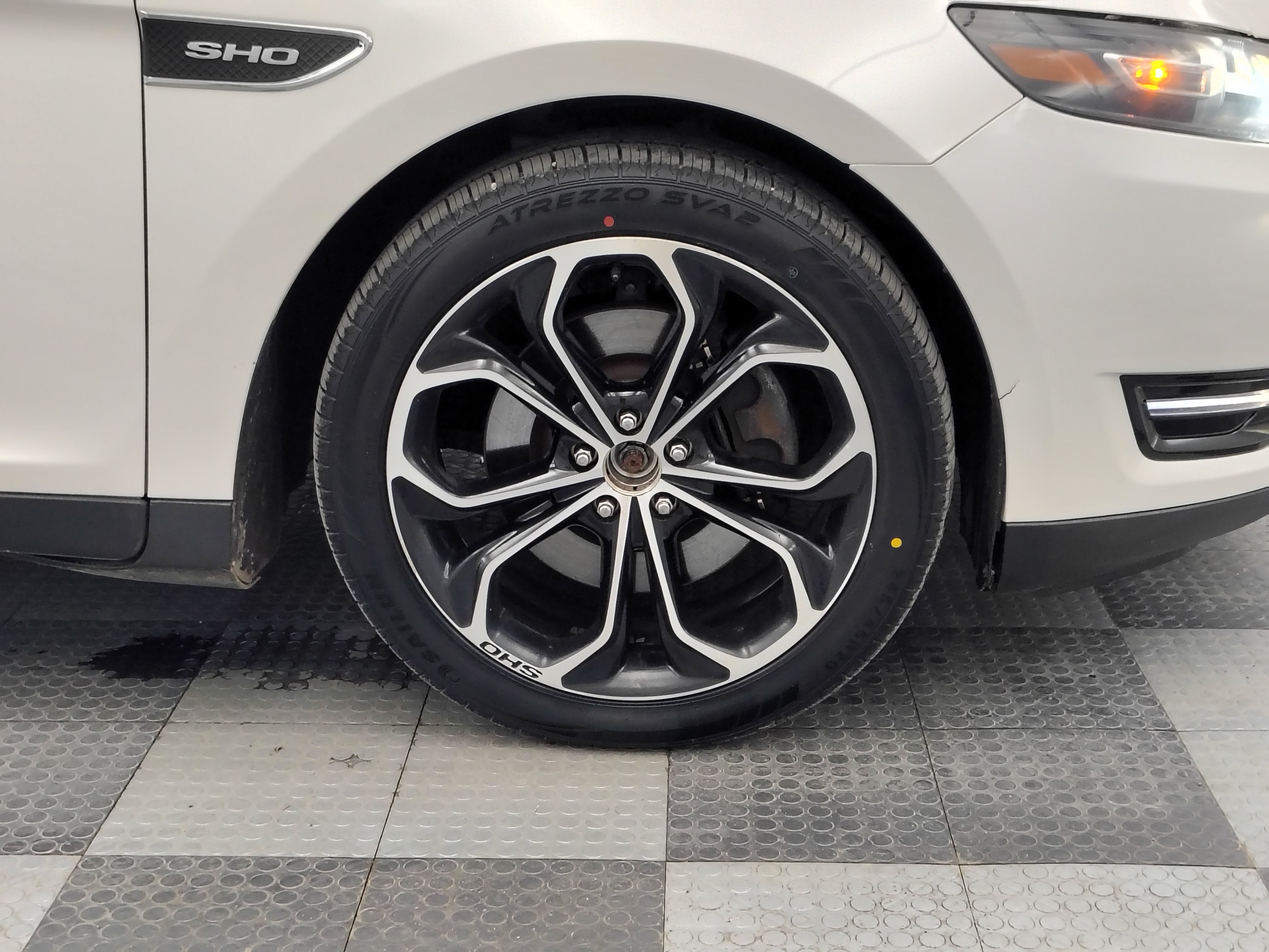 2015 Ford Taurus SHO