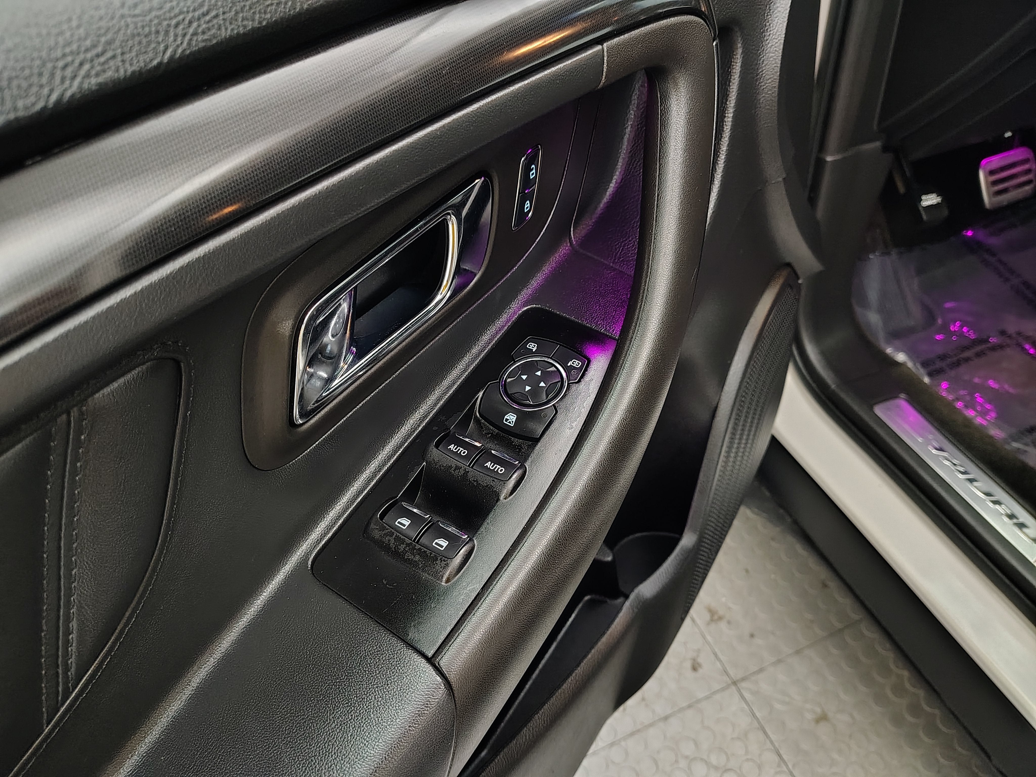 2015 Ford Taurus SHO