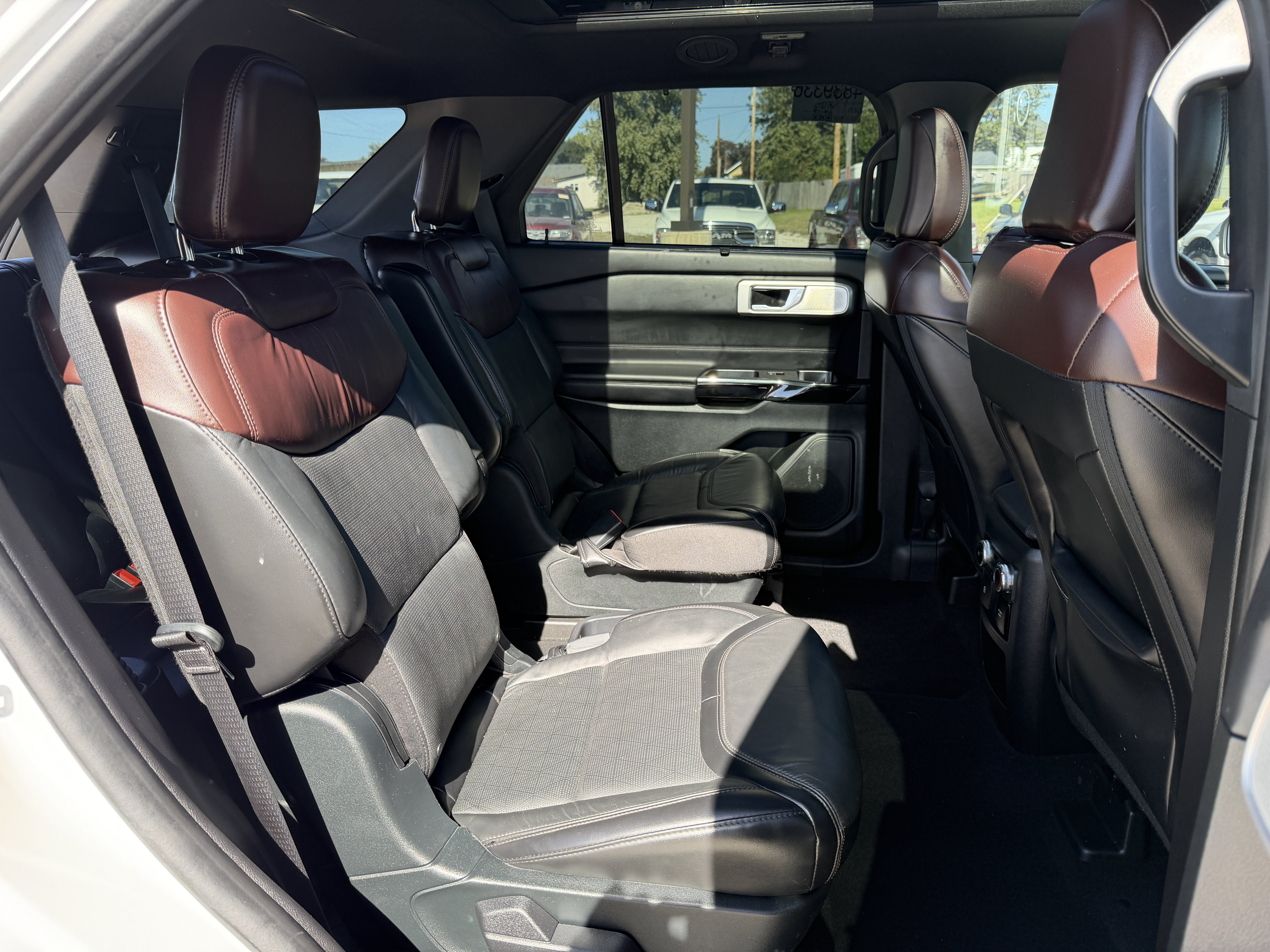 2021 Ford Explorer Platinum