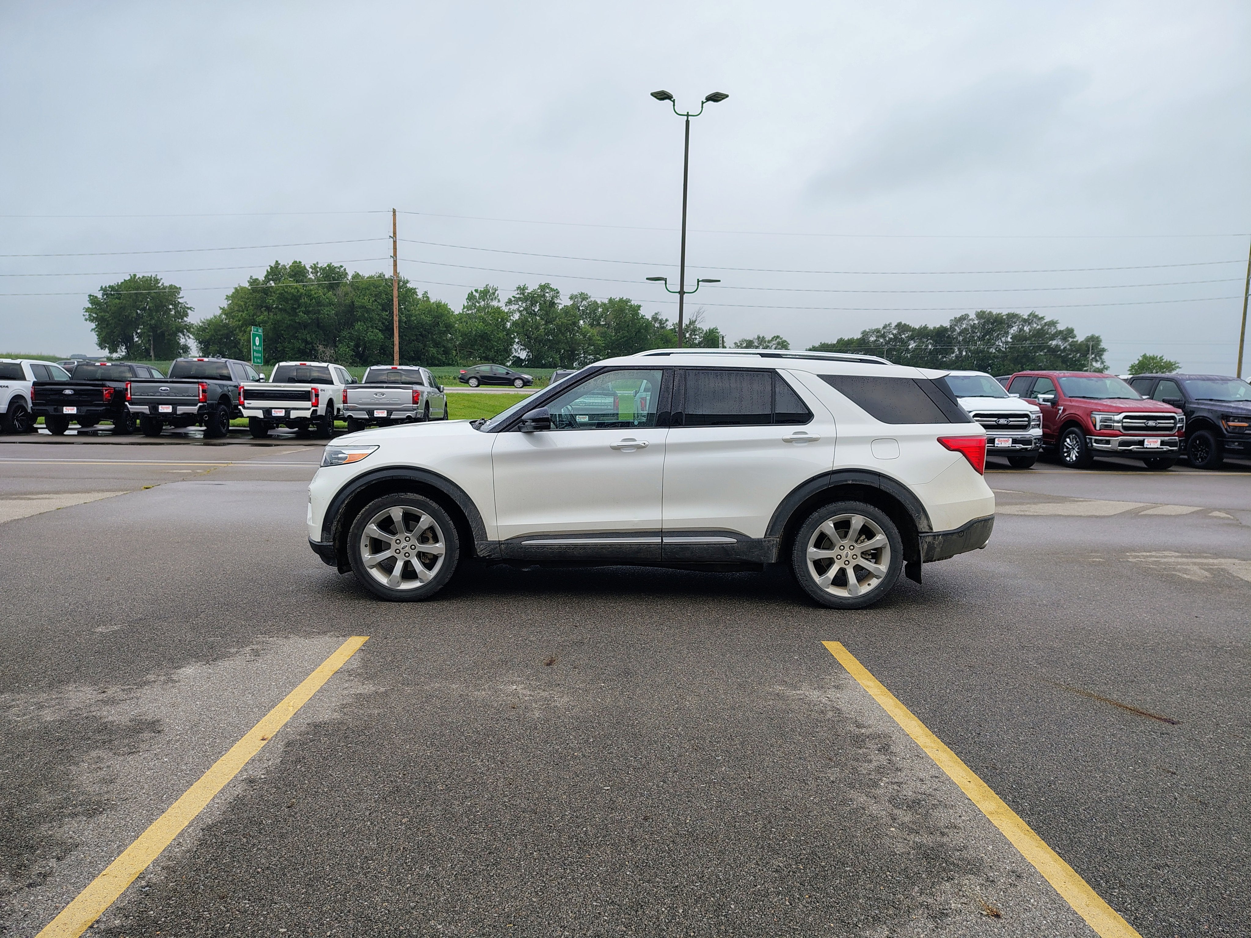 2020 Ford Explorer Platinum
