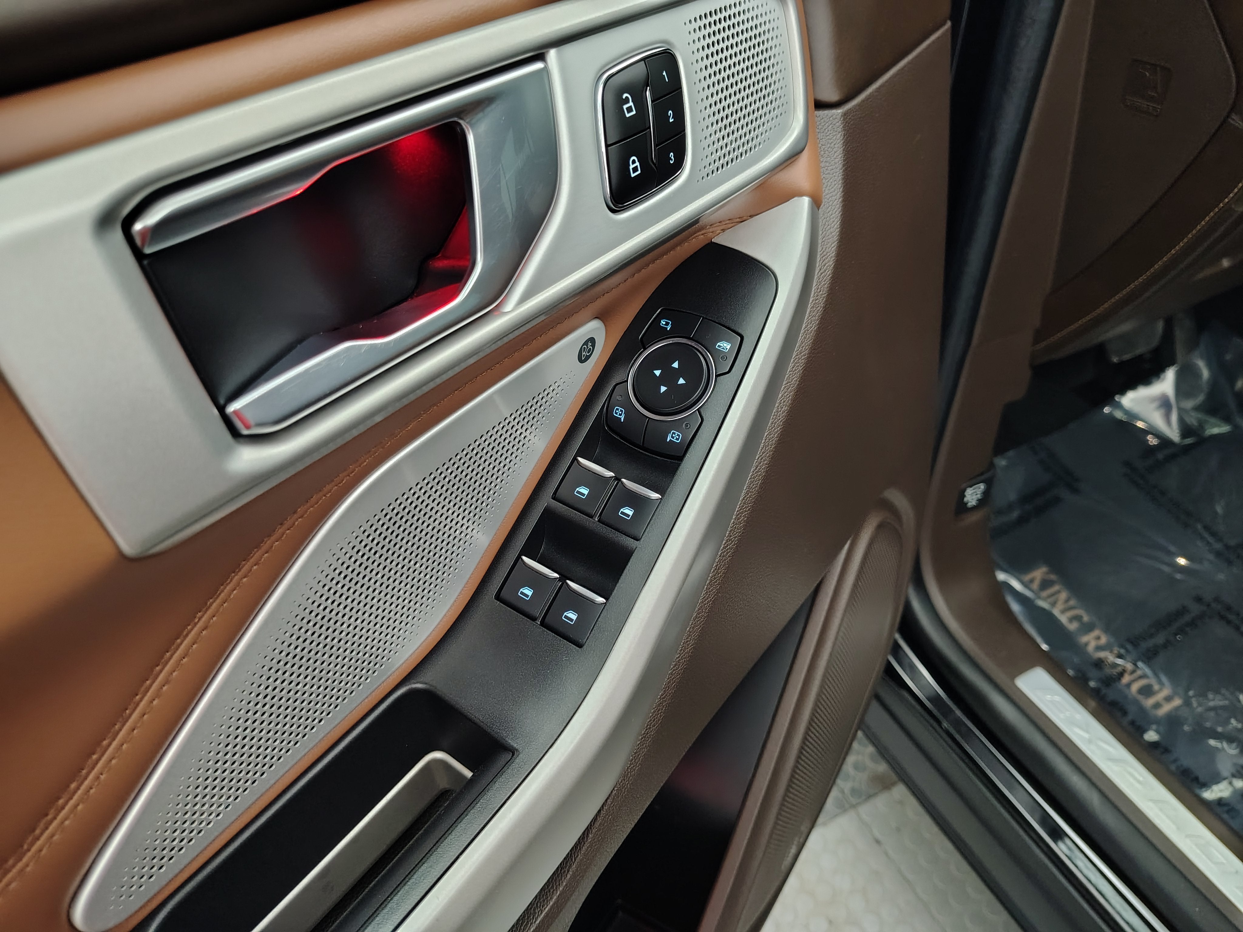 2022 Ford Explorer King Ranch