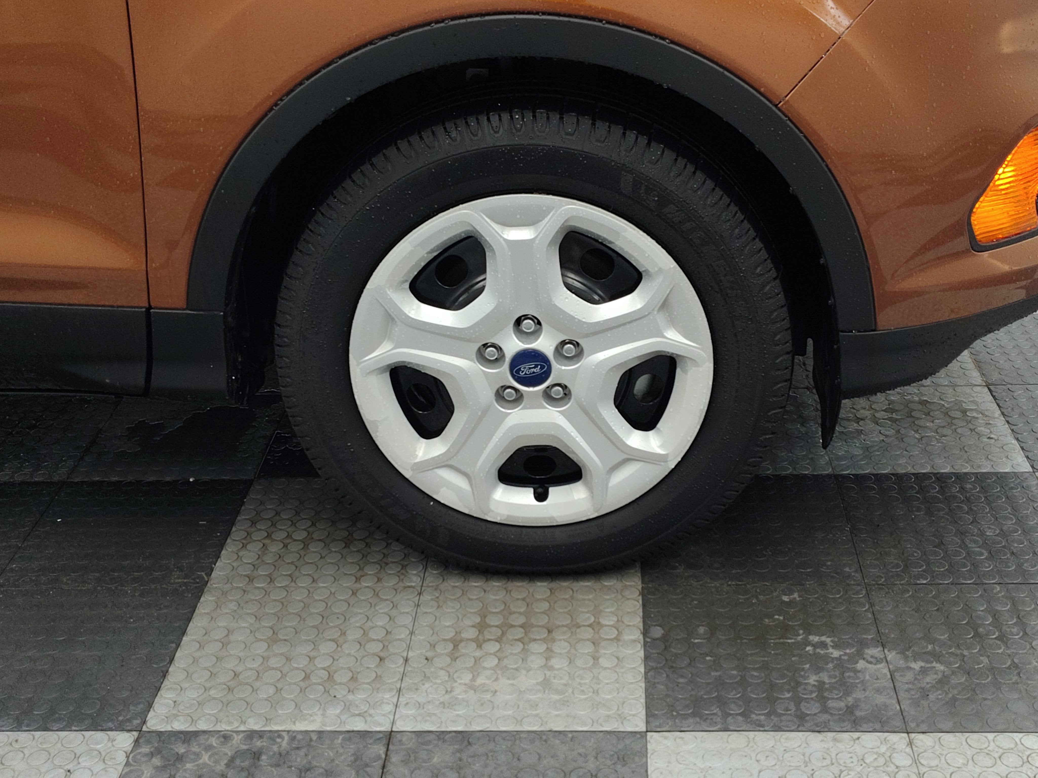 2017 Ford Escape S