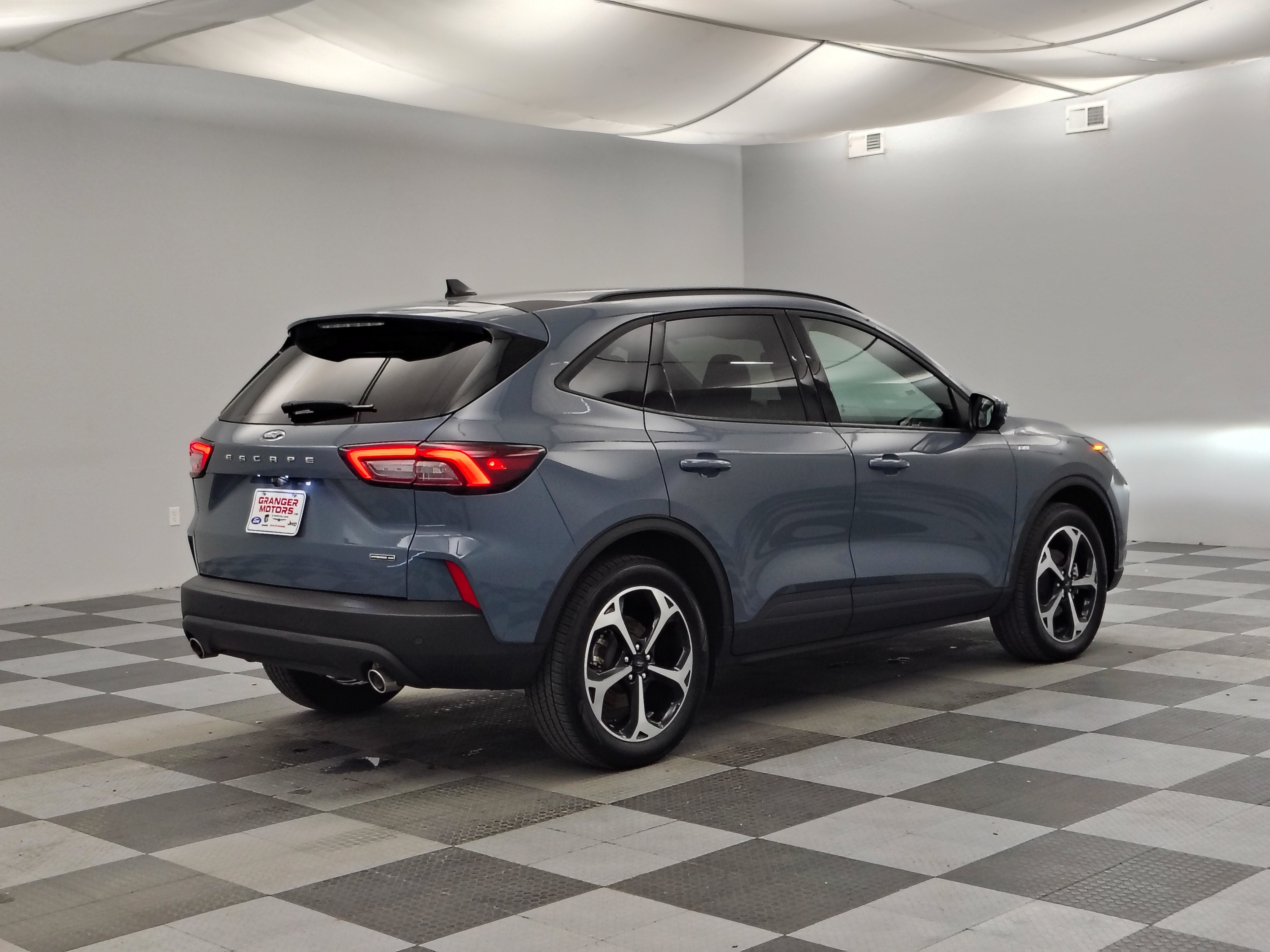 2025 Ford Escape ST-Line Select