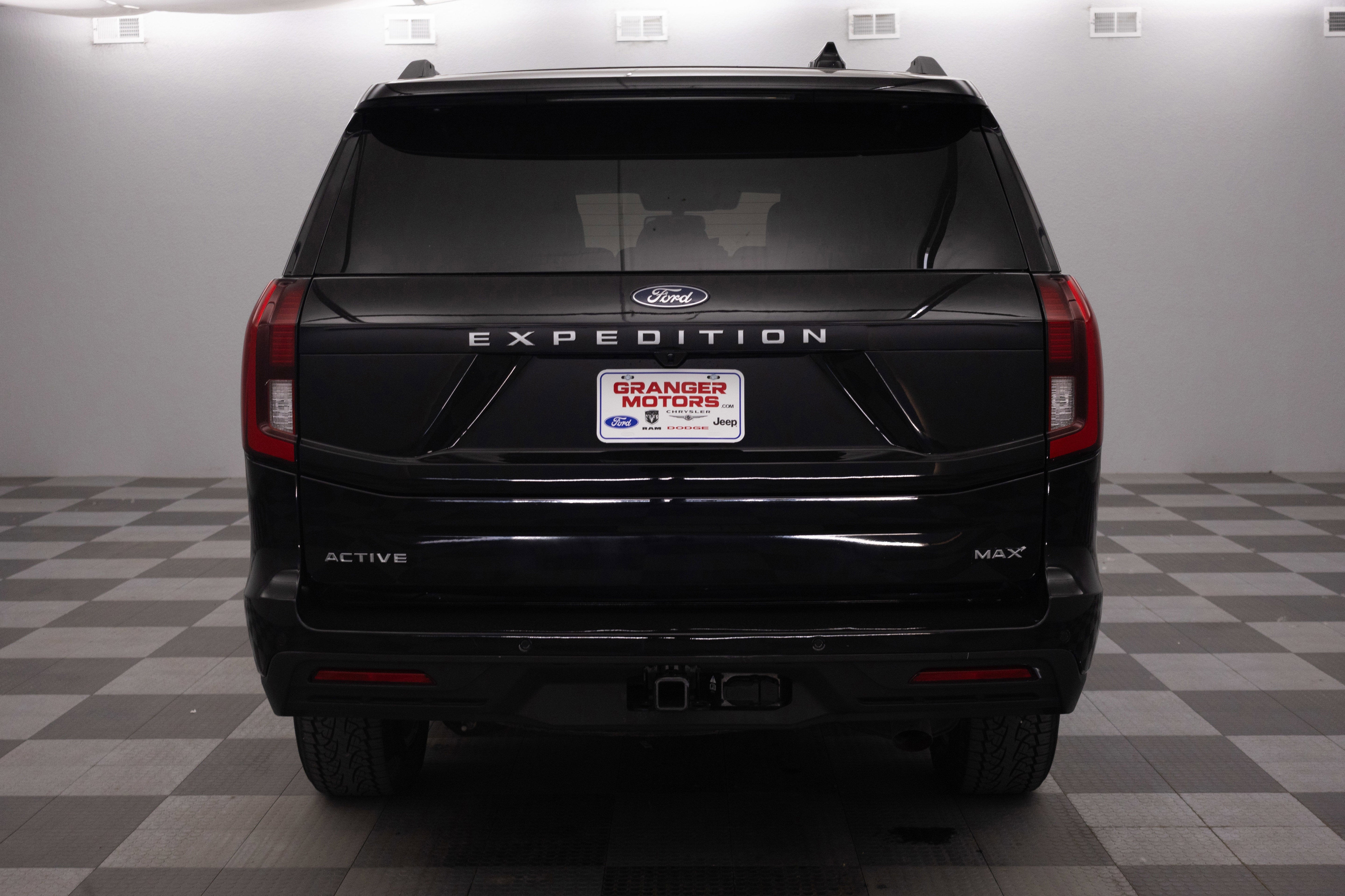 2025 Ford Expedition Active MAX