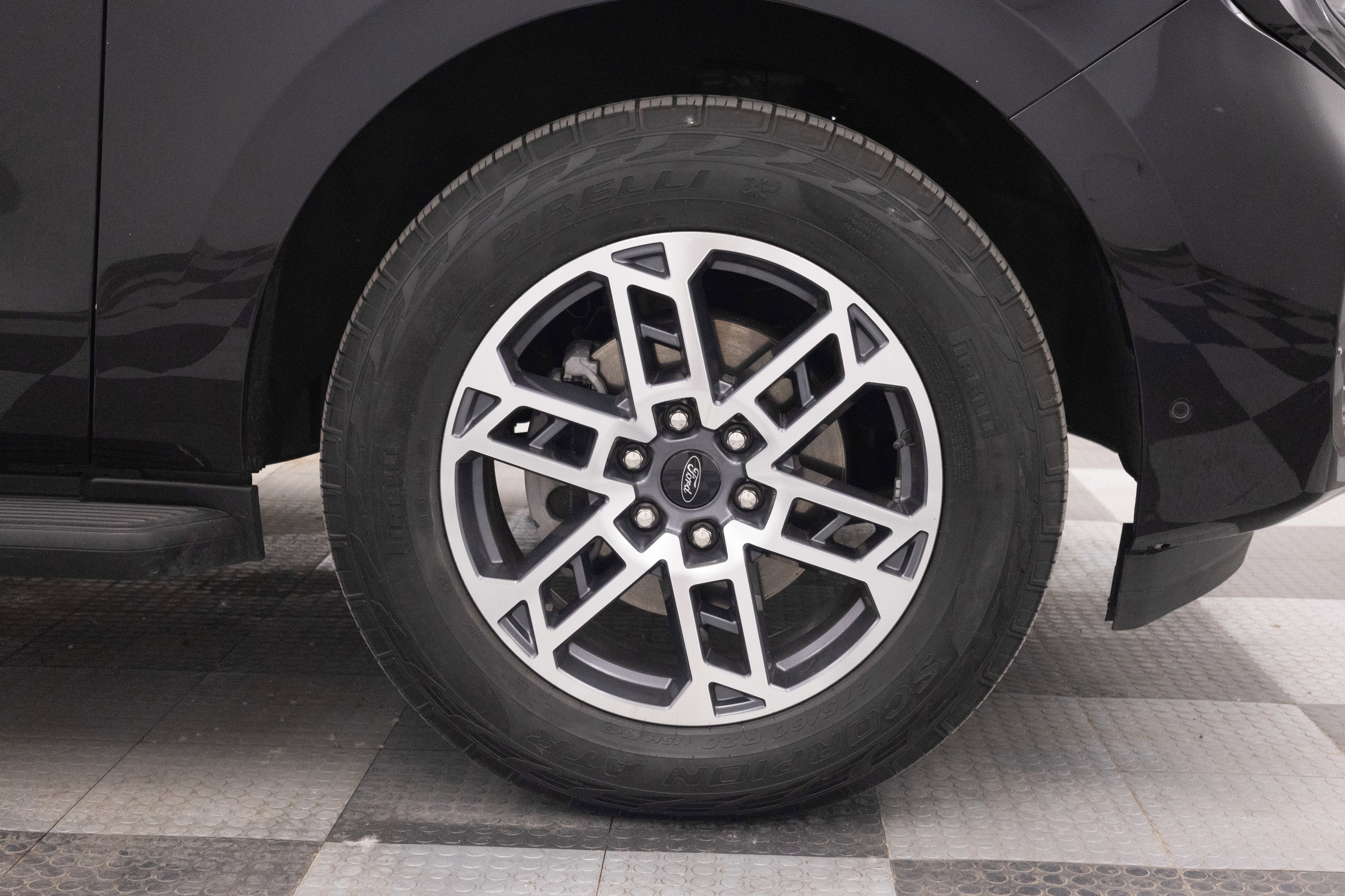 2025 Ford Expedition Active MAX