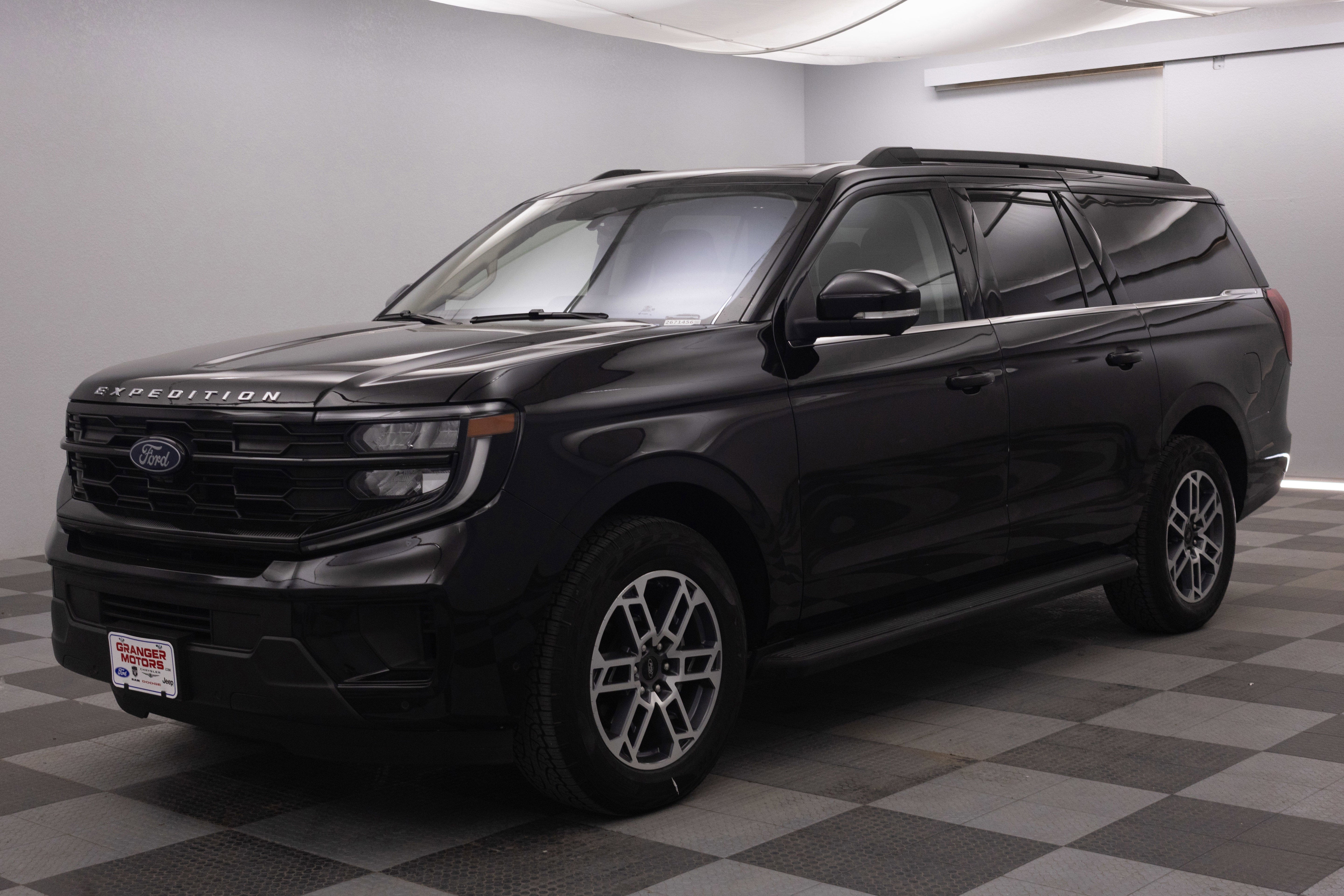 2025 Ford Expedition Active MAX