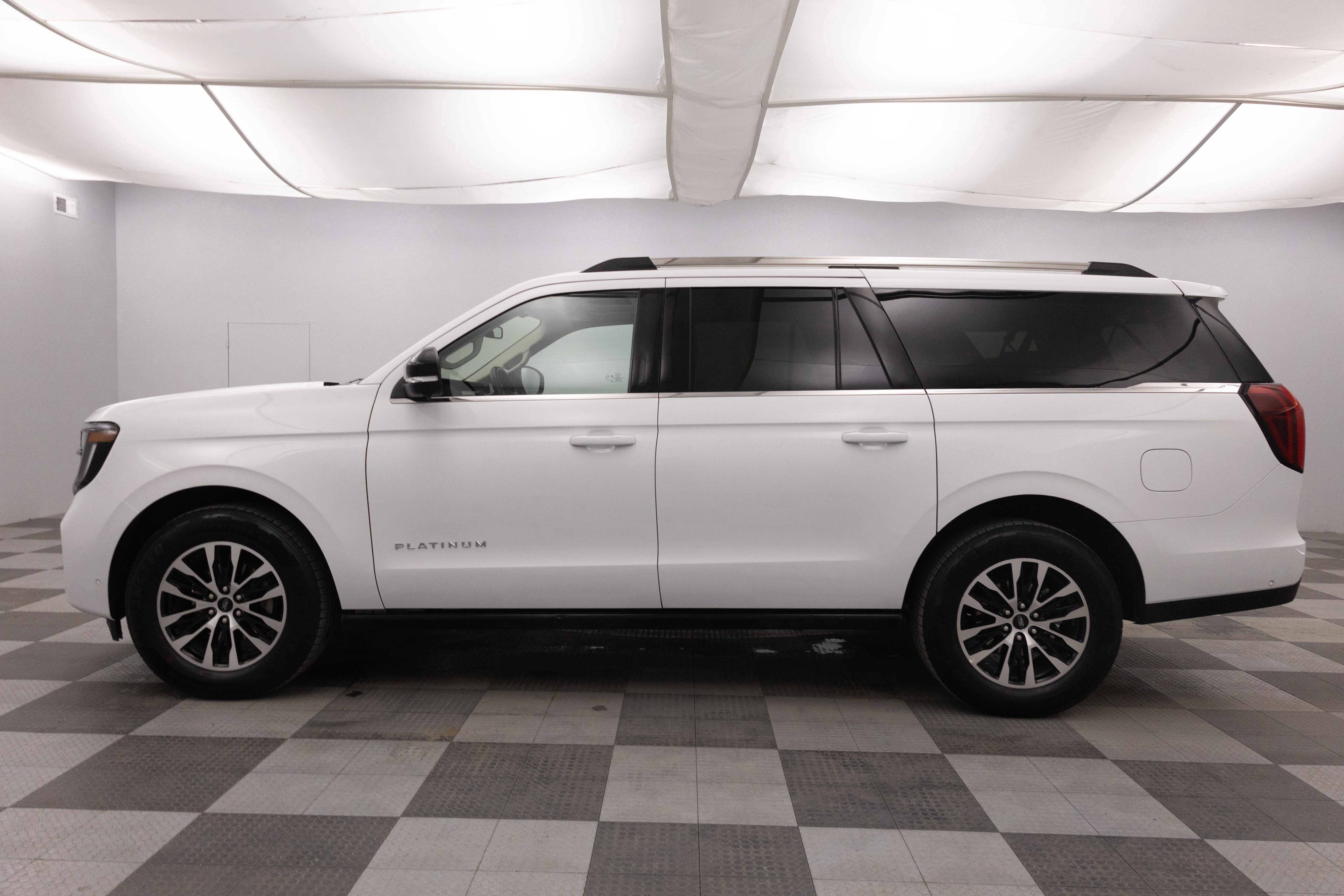 2025 Ford Expedition Platinum MAX