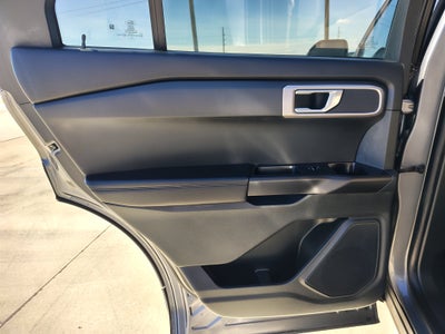 2021 Ford Explorer Base