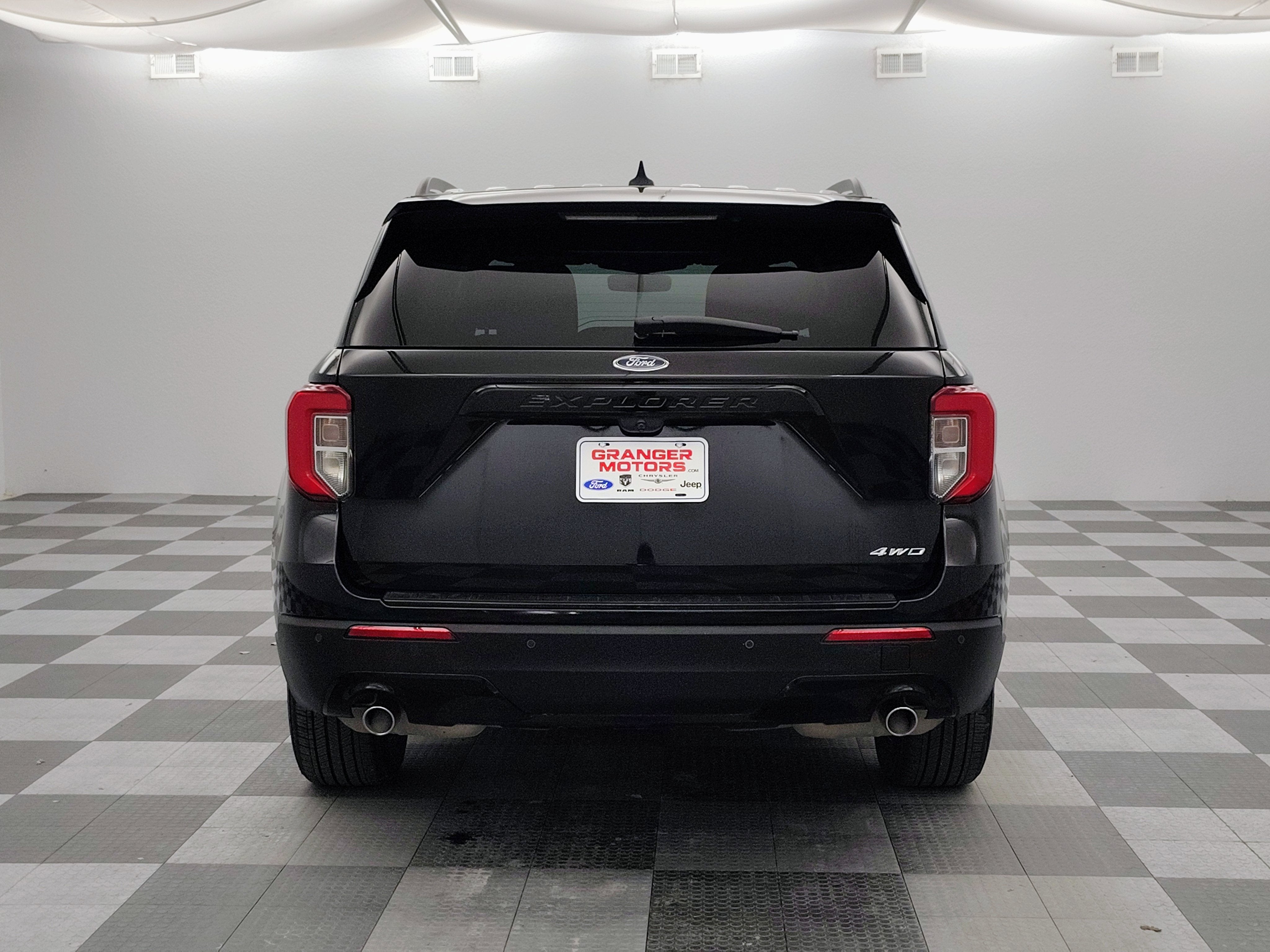 2022 Ford Explorer ST-Line