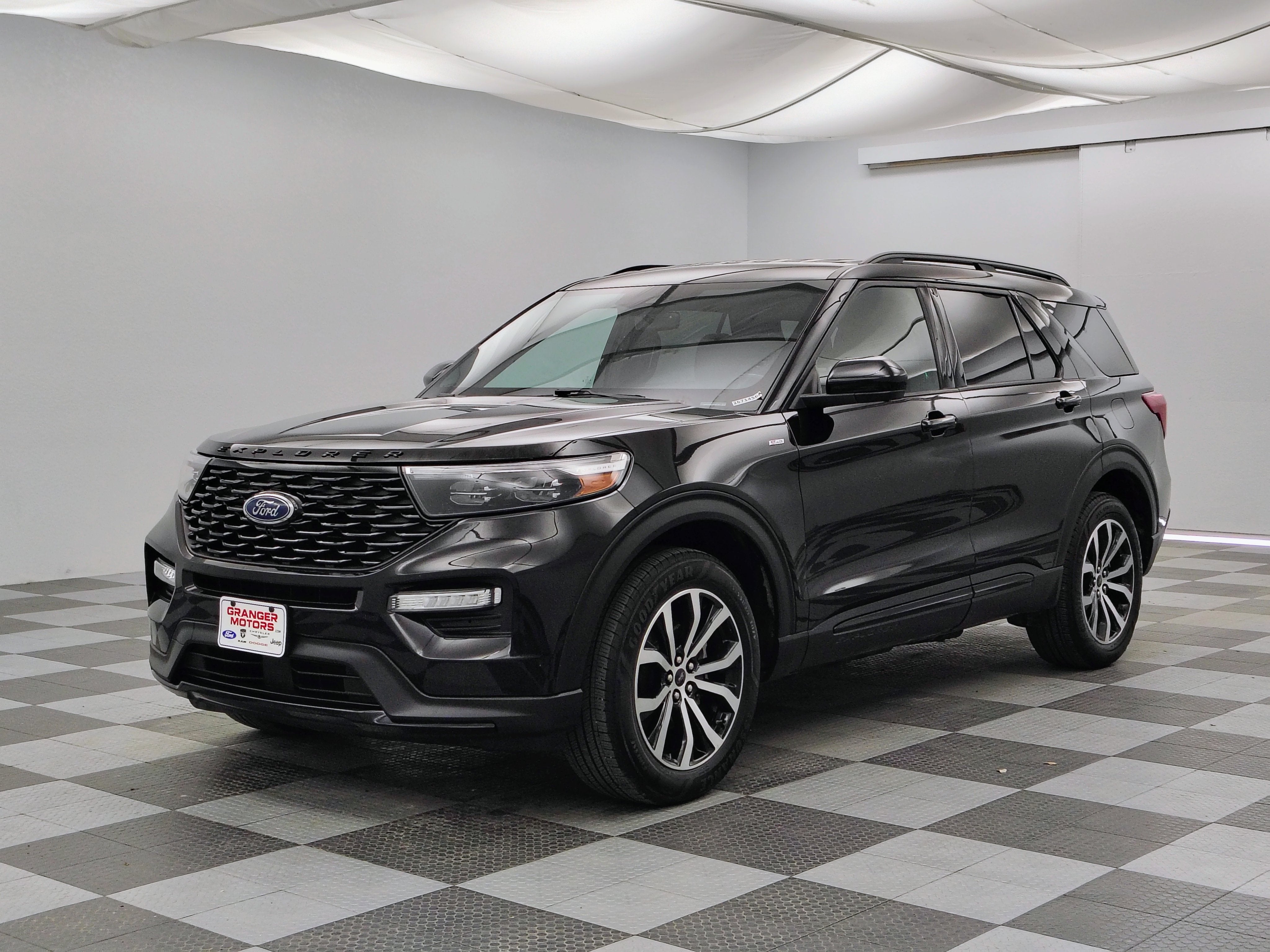 2022 Ford Explorer ST-Line